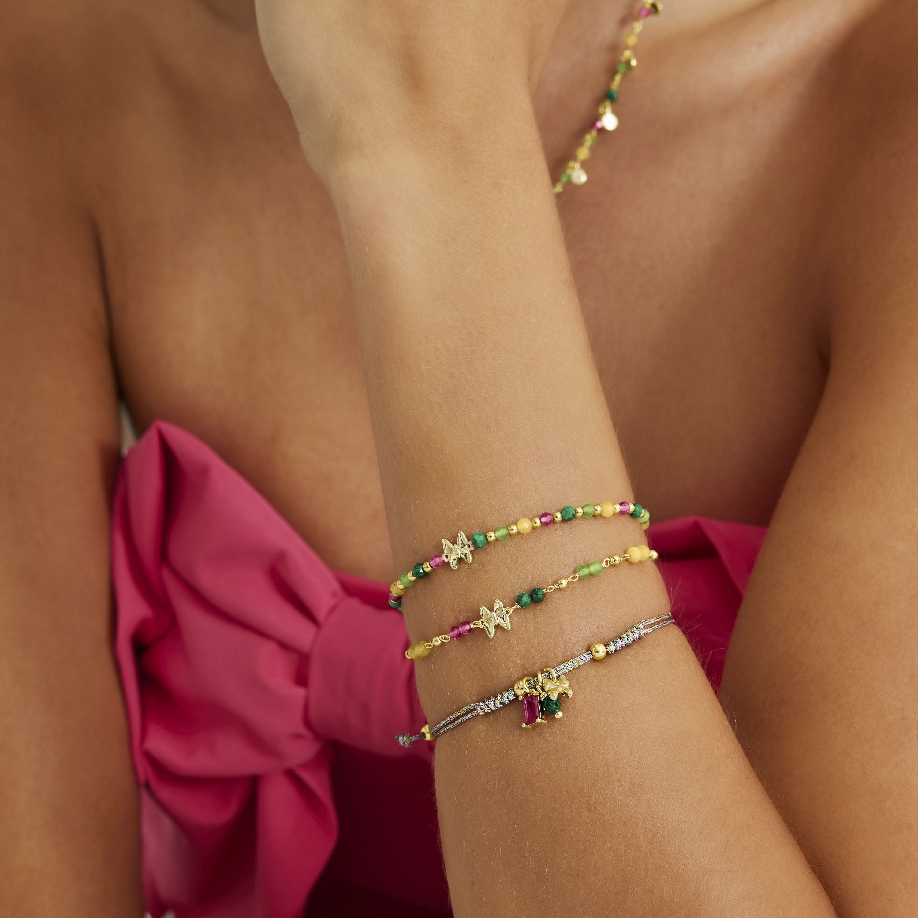 925er Sterlingsilberarmband mit grünem Kristall, vergoldet mit 18K Gelbgold - Schmetterling