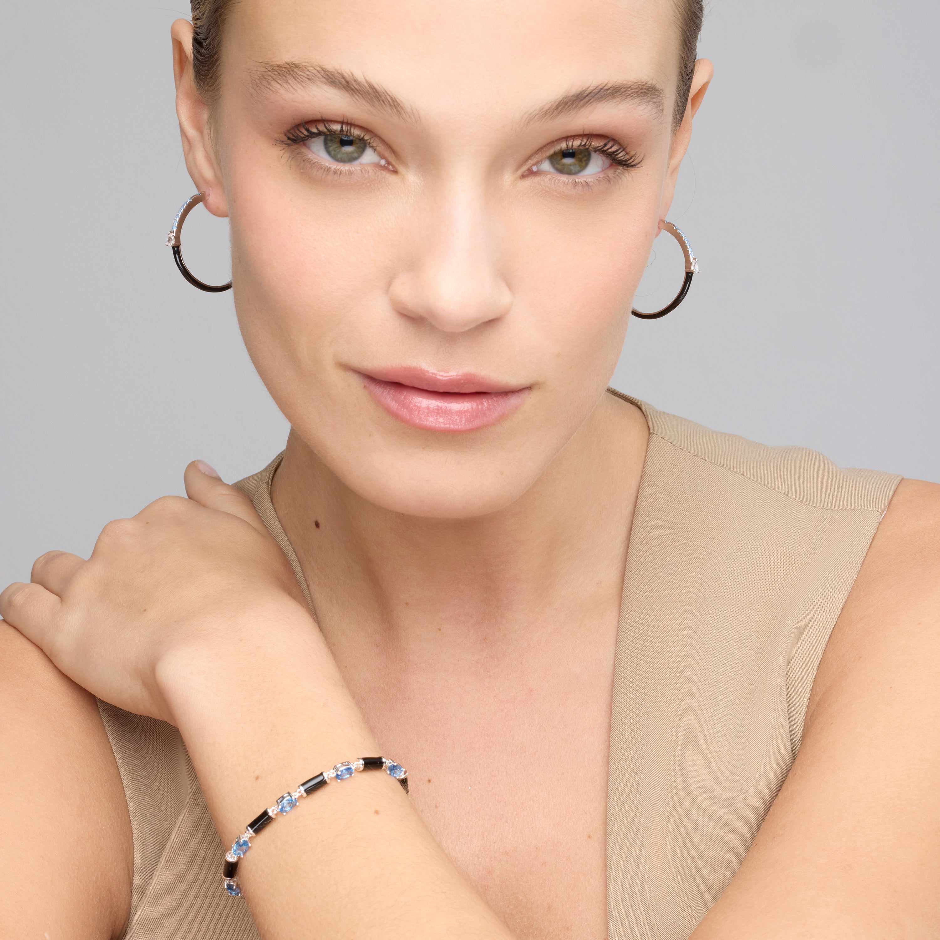 Pulsera de Plata de Ley 925 y Circonita Topacio Azul acabado rodio - Tatui