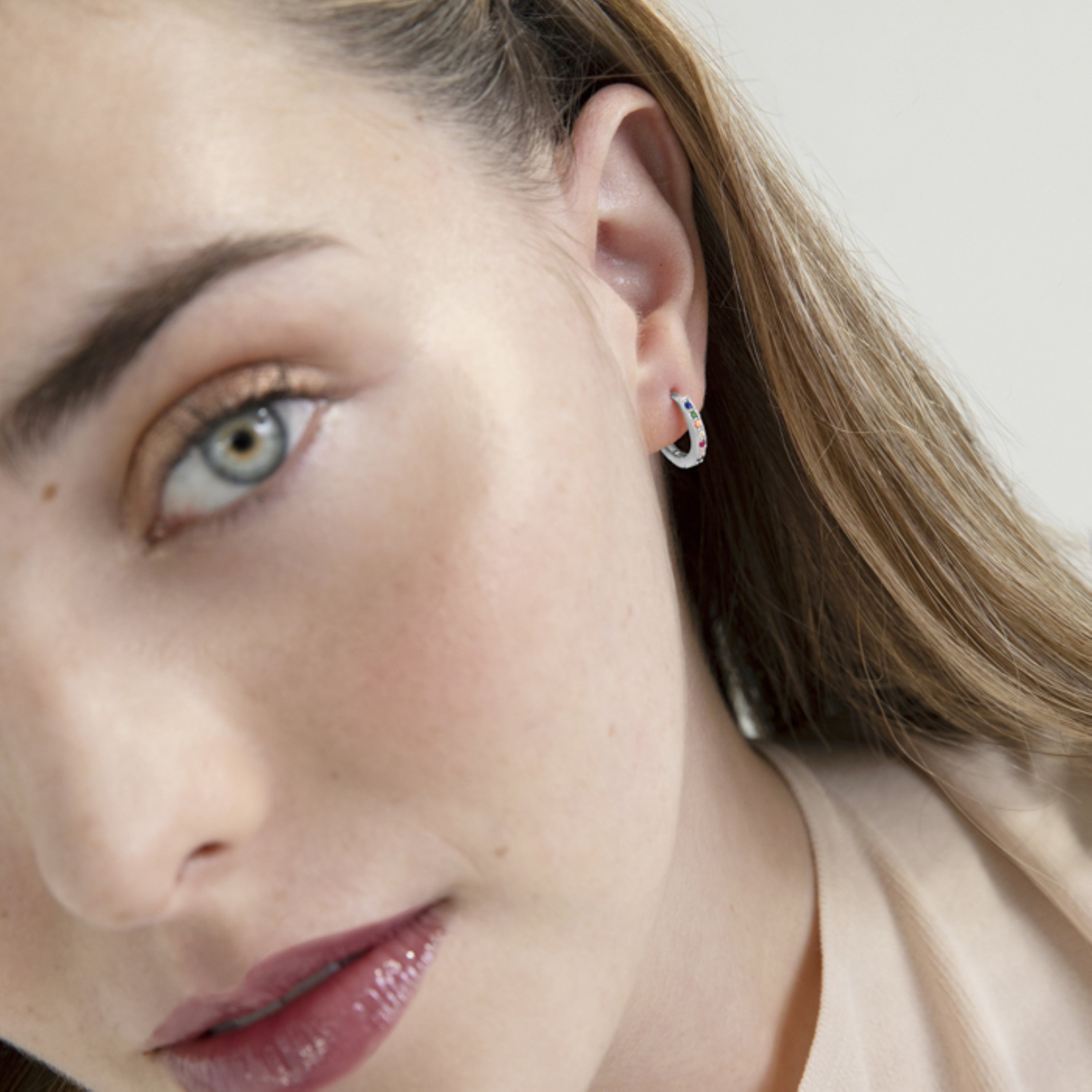 925 Sterling Zilveren Oorbellen met Multicolor Zirkonia, afgewerkt met rhodium - Valarys