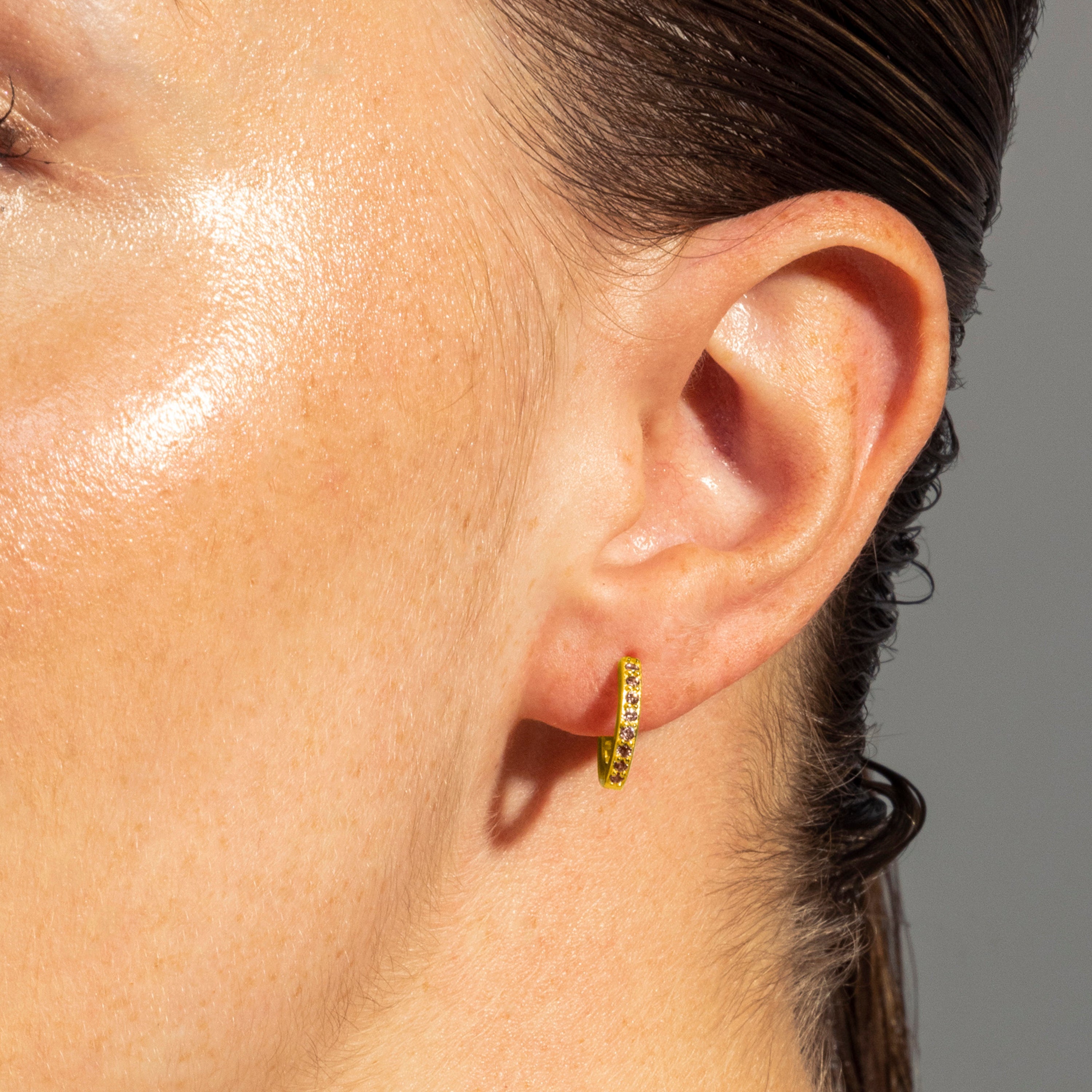 Pendientes de Plata de Ley 925 con Circonita Marrón acabados en oro amarillo 18K - Valarys
