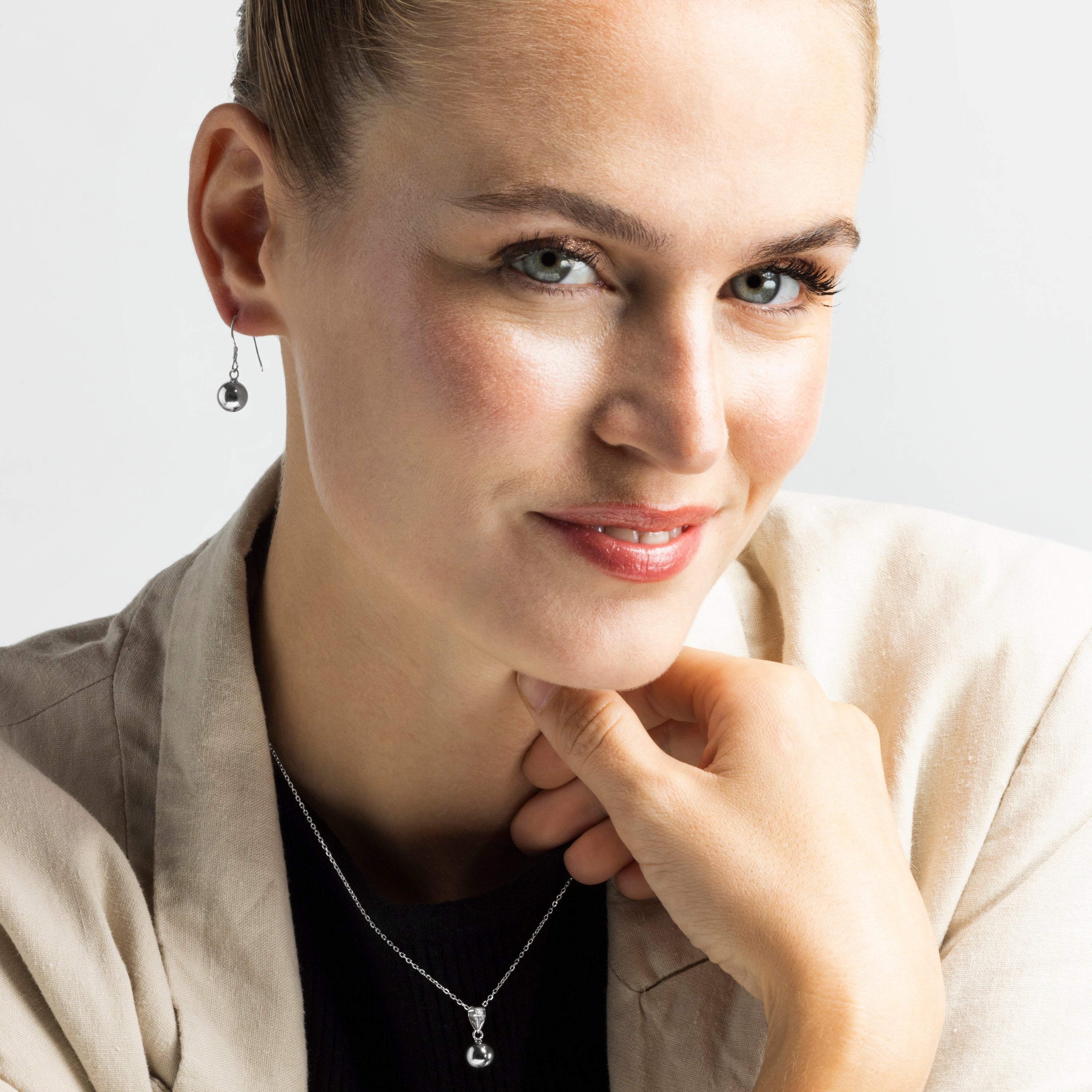 925er Silberohrringe mit Rhodium-Finish - Geel