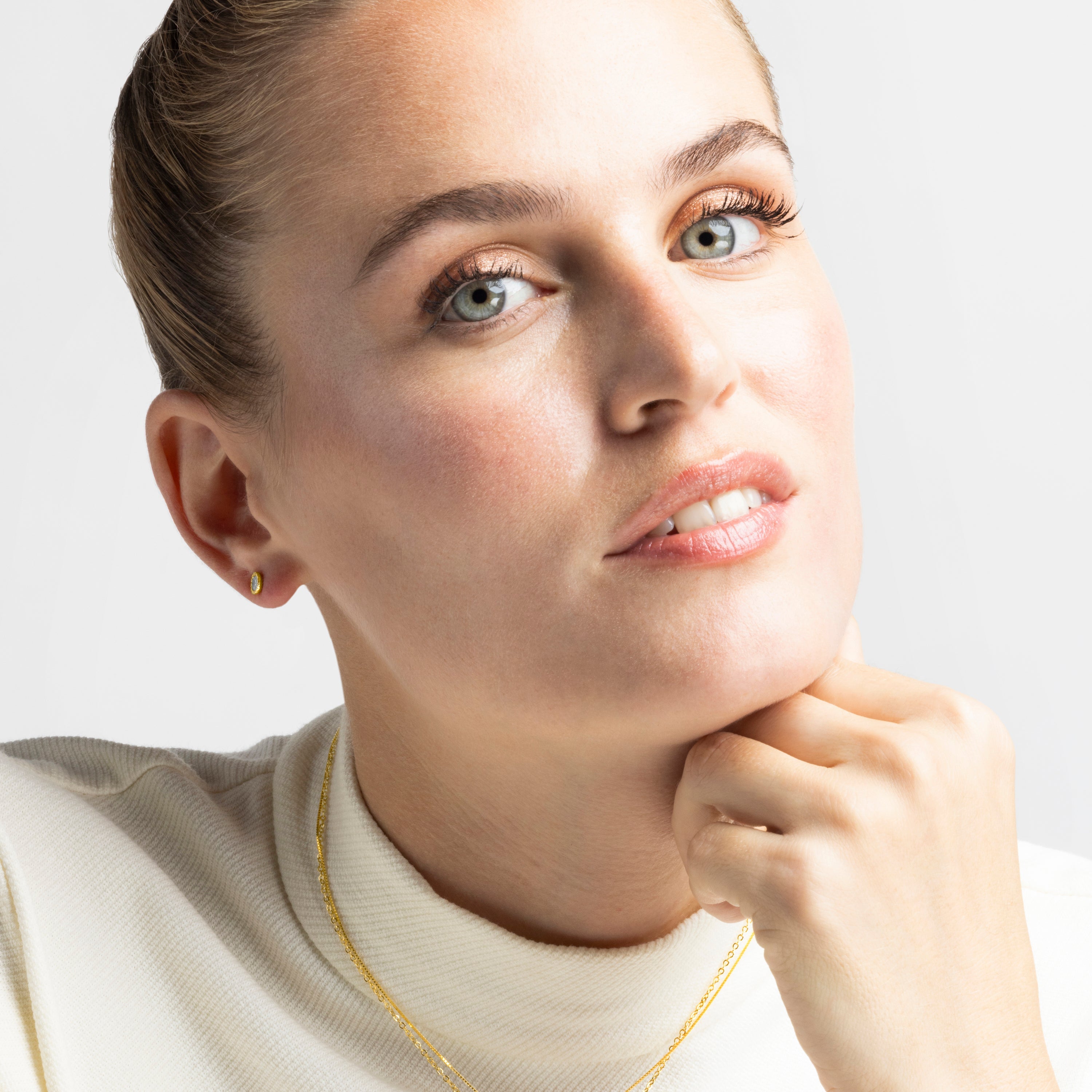 Boucles d'oreilles en argent sterling 925 avec zircon brillant, finies en or jaune 18K - Naadim