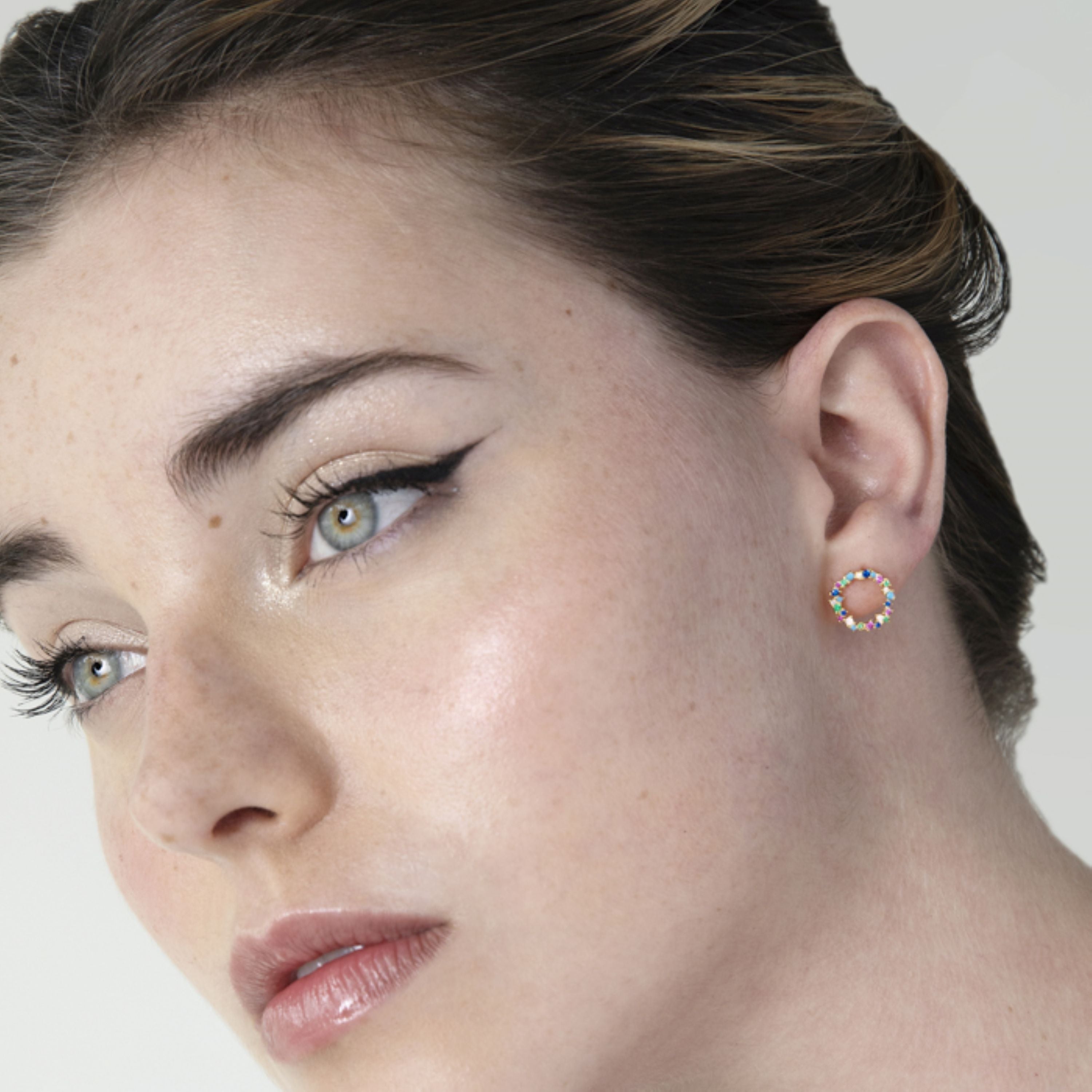 Pendientes de Plata de Ley 925 con Circonita Multicolor acabados en oro amarillo 18K - Thilak