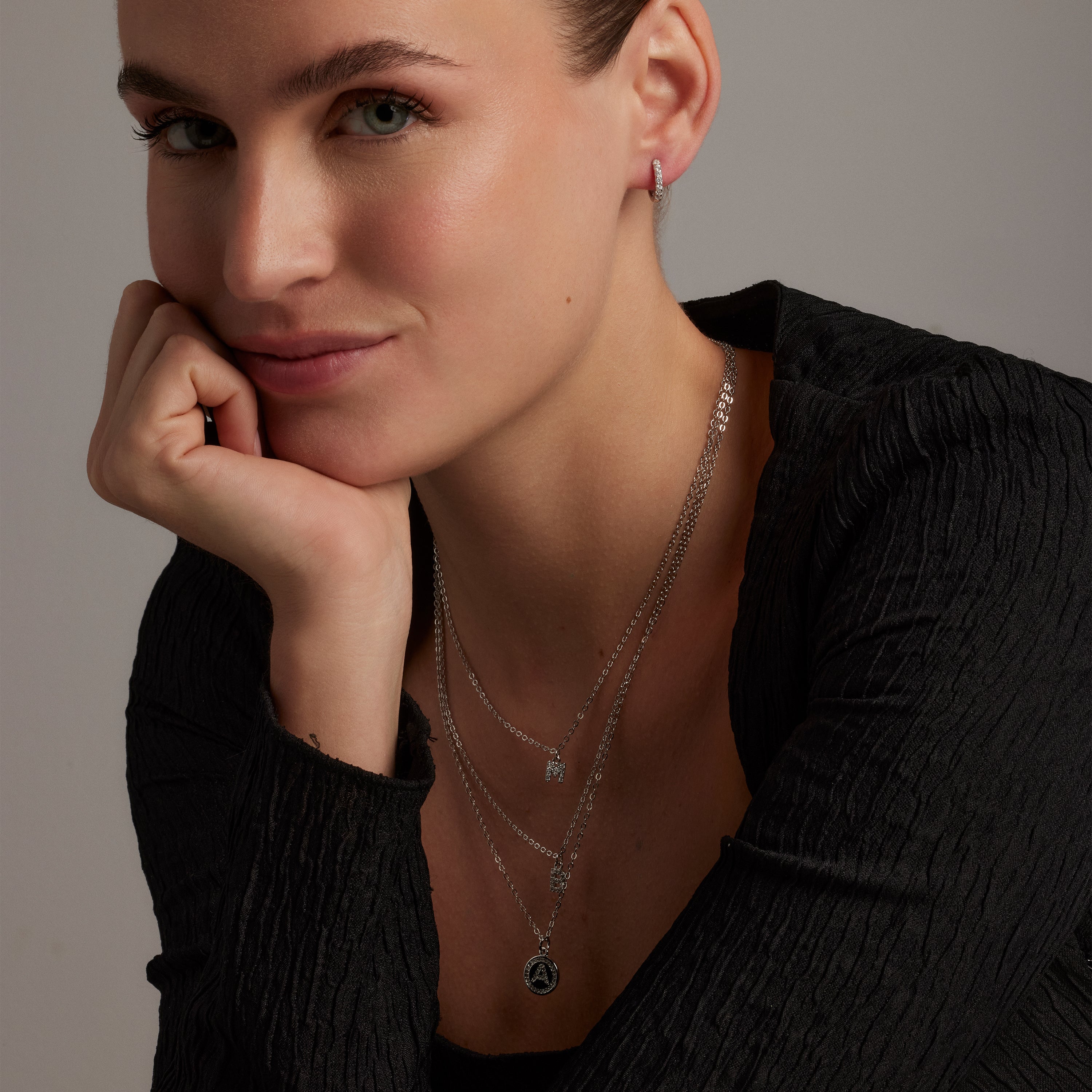 Orecchini in Argento Sterling 925 con Zirconia Brillante finiti in rodio - Meri