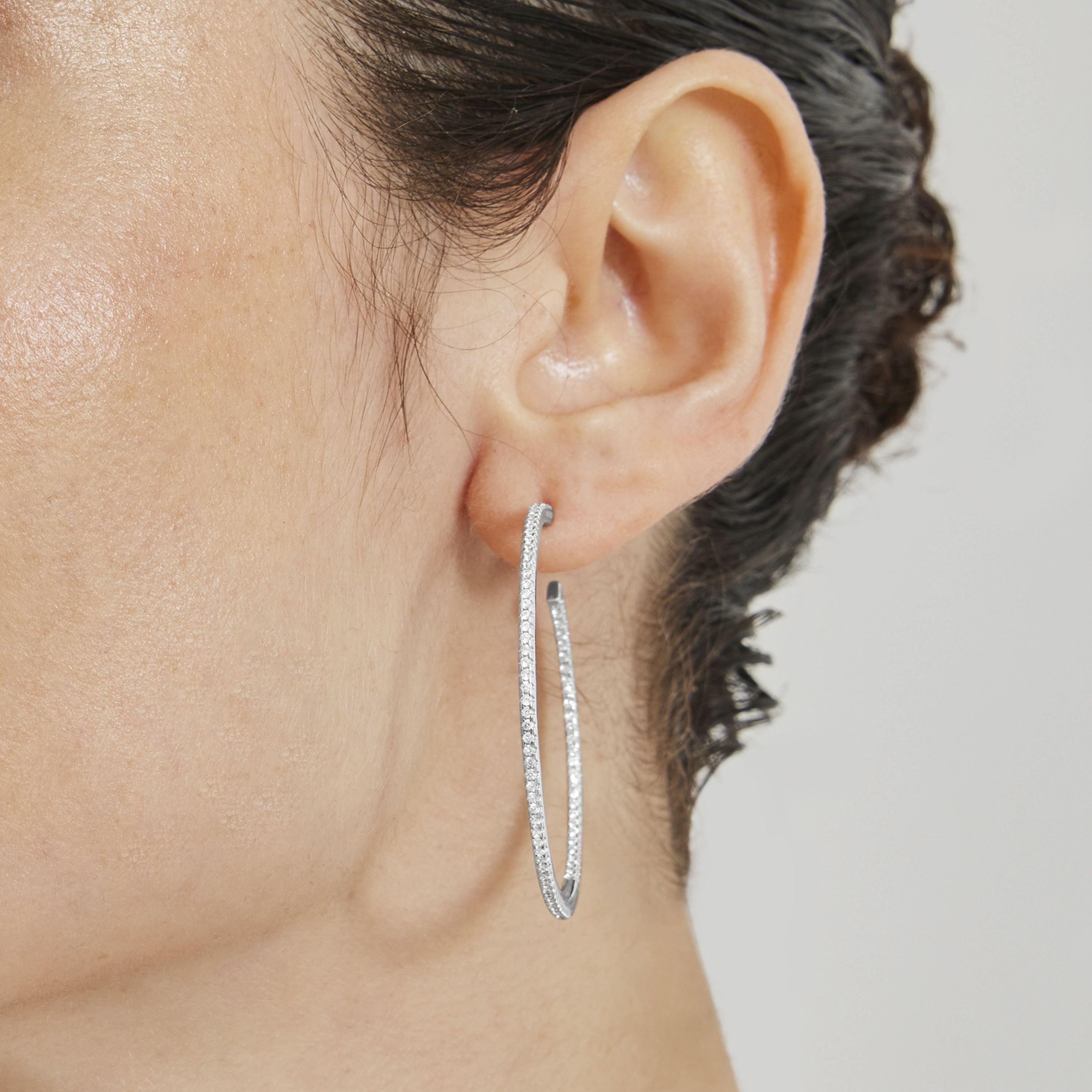 925 Sterling Silver Earrings with Brilliant Zirconia finished in Rhodium - Xoma