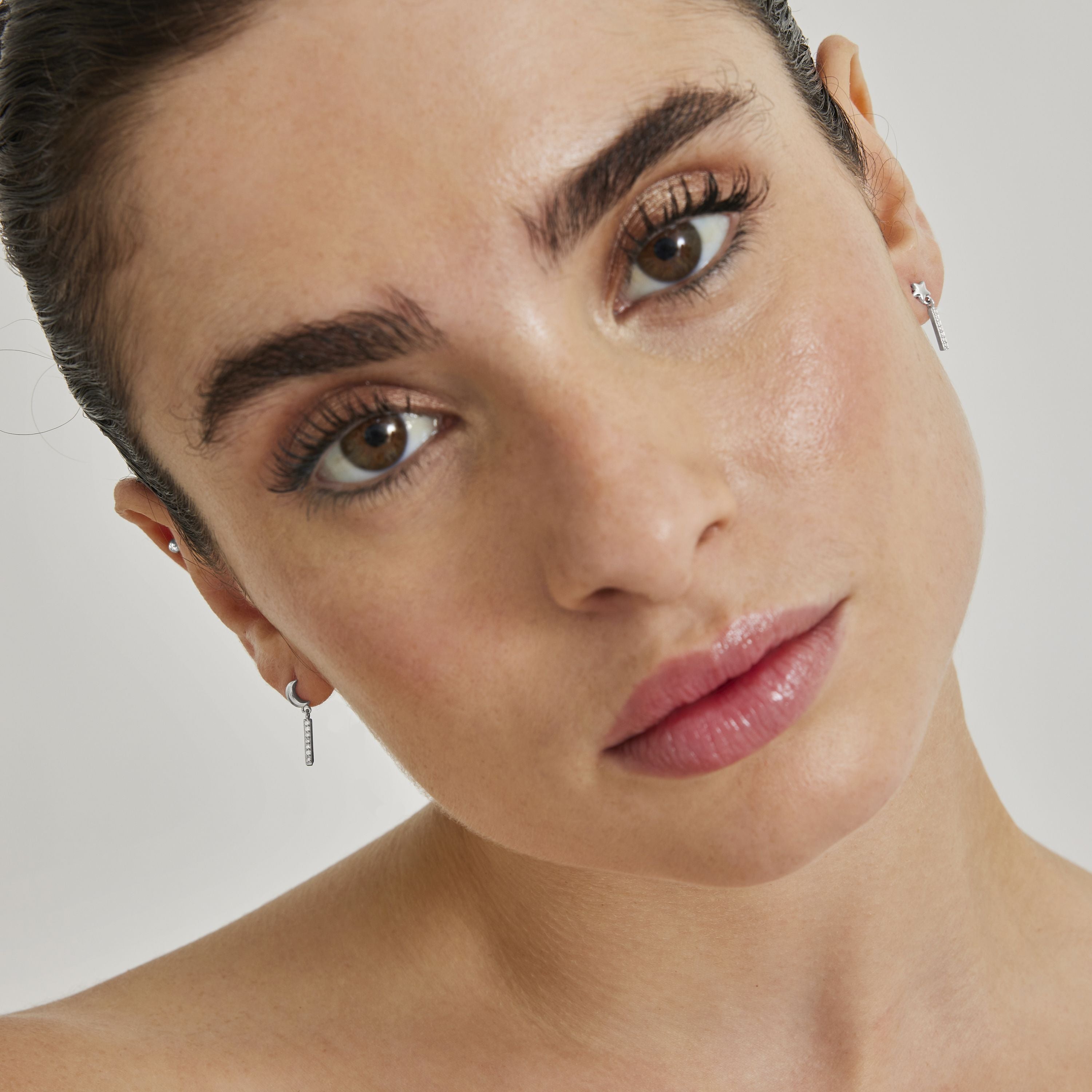 Orecchini in Argento Sterling 925 con Zirconia Brillante finiti in rodio - Nelan