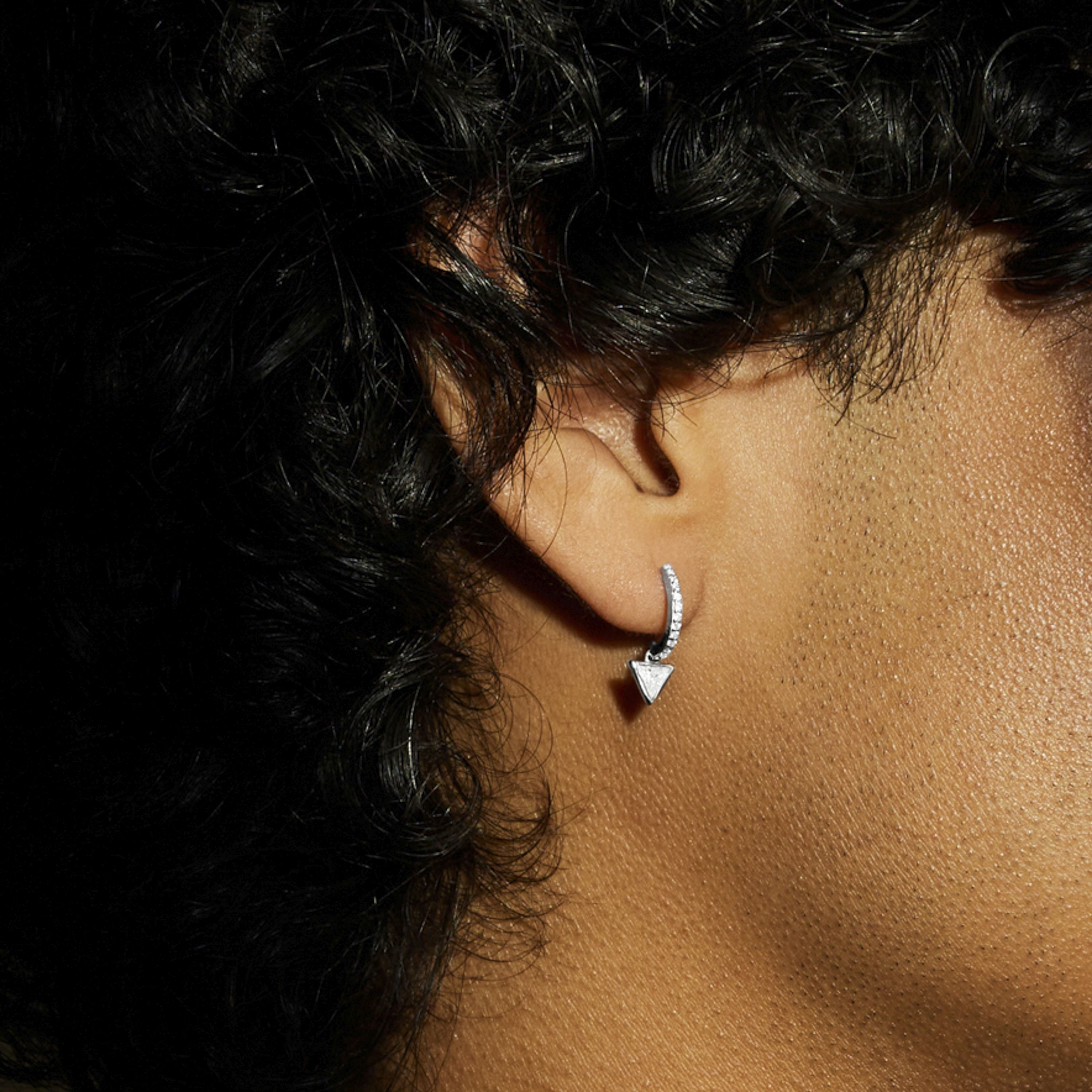 925 Sterling Silver Earrings with Brilliant Zirconia finished in Rhodium - Tacon