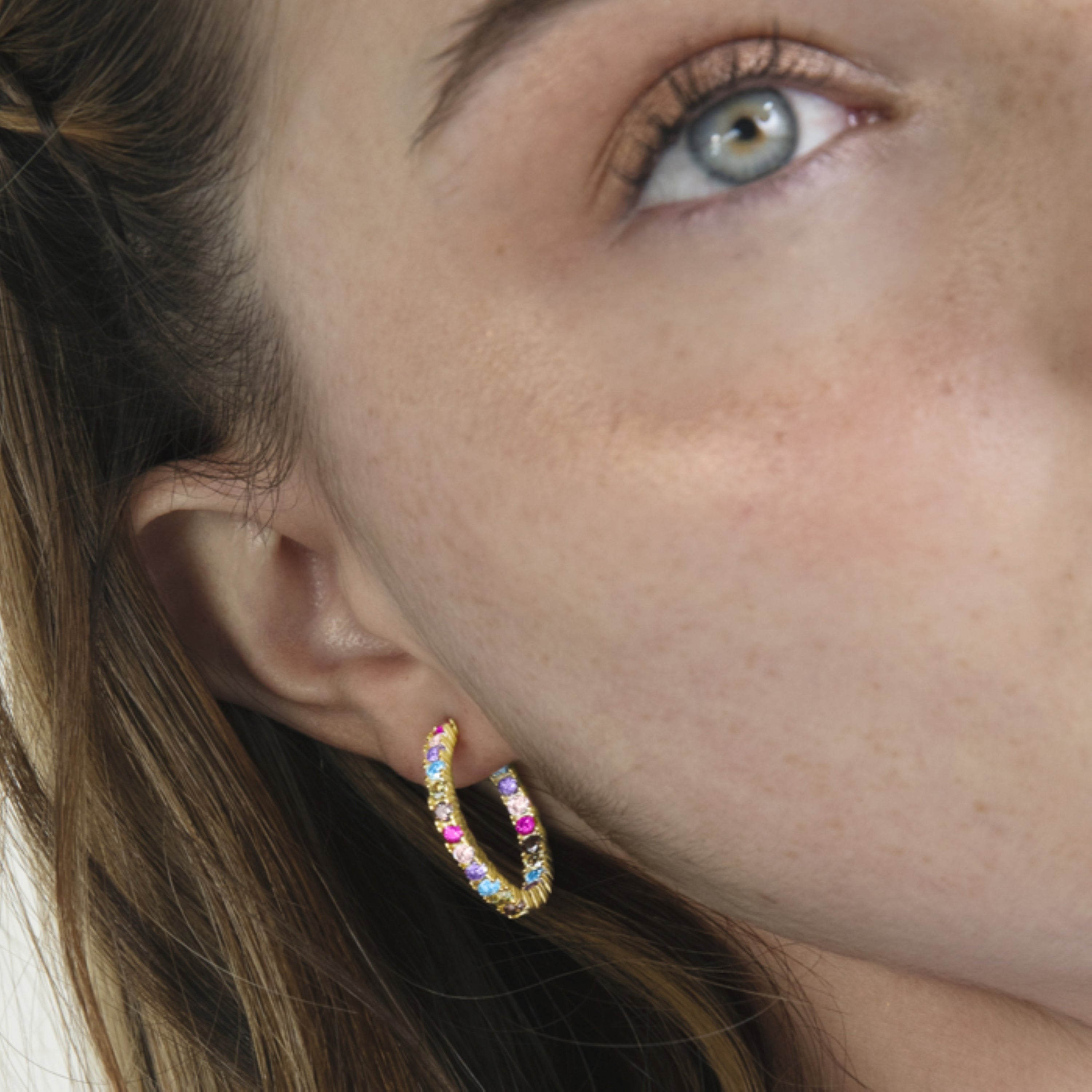 Pendientes de Plata de Ley 925 con Circonita Multicolor acabados en oro amarillo 18K - Azarlo