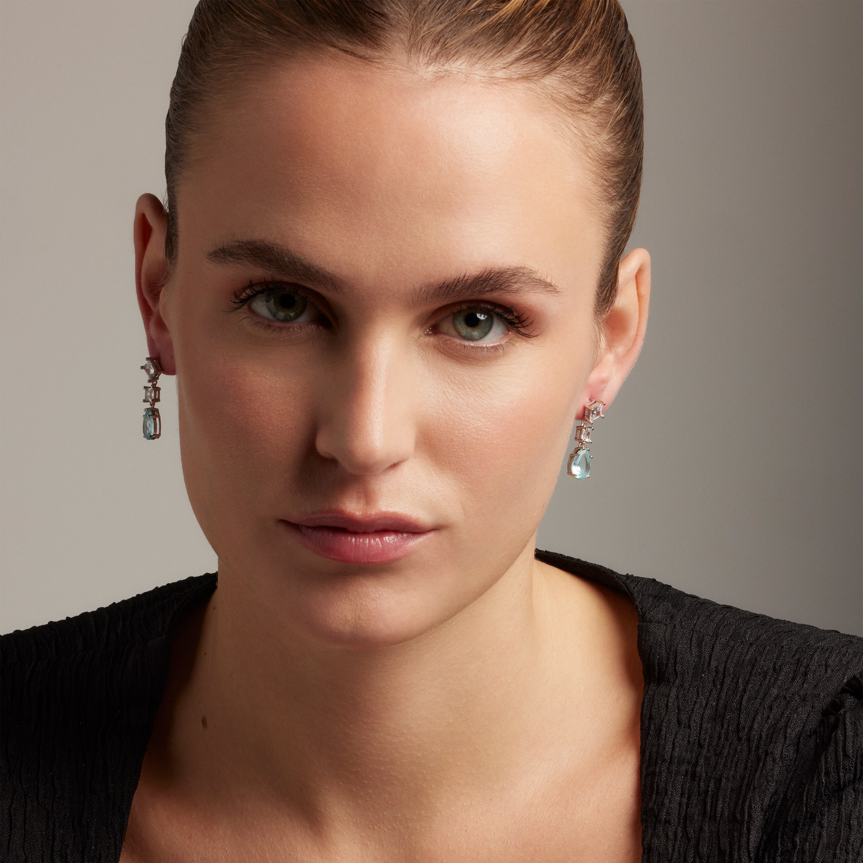 Boucles d'oreilles en argent sterling 925 avec zirconium aigue-marine finies en rhodium - Goli