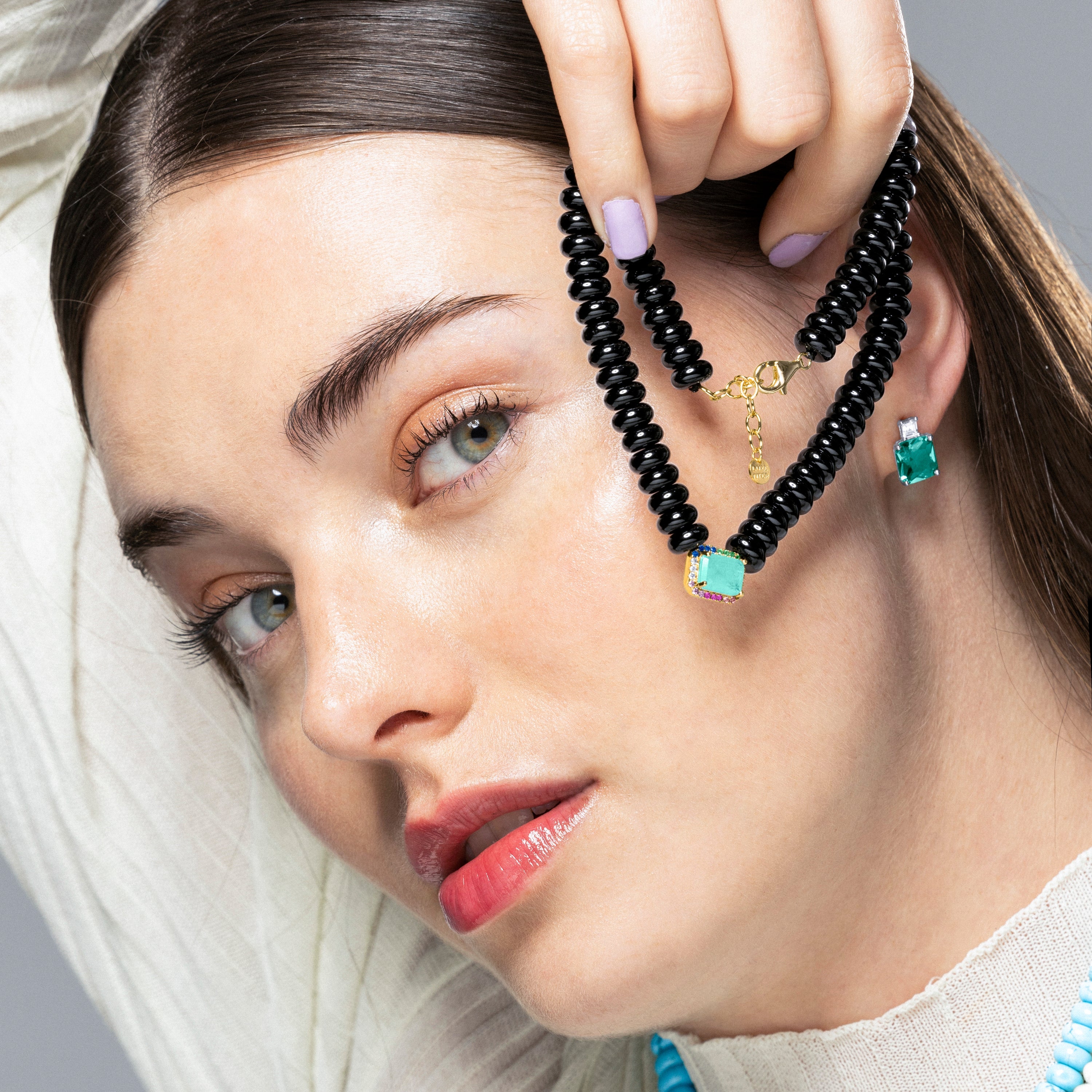 Orecchini in Argento Sterling 925 con Zirconia Verde finiti in rodio - Lizba