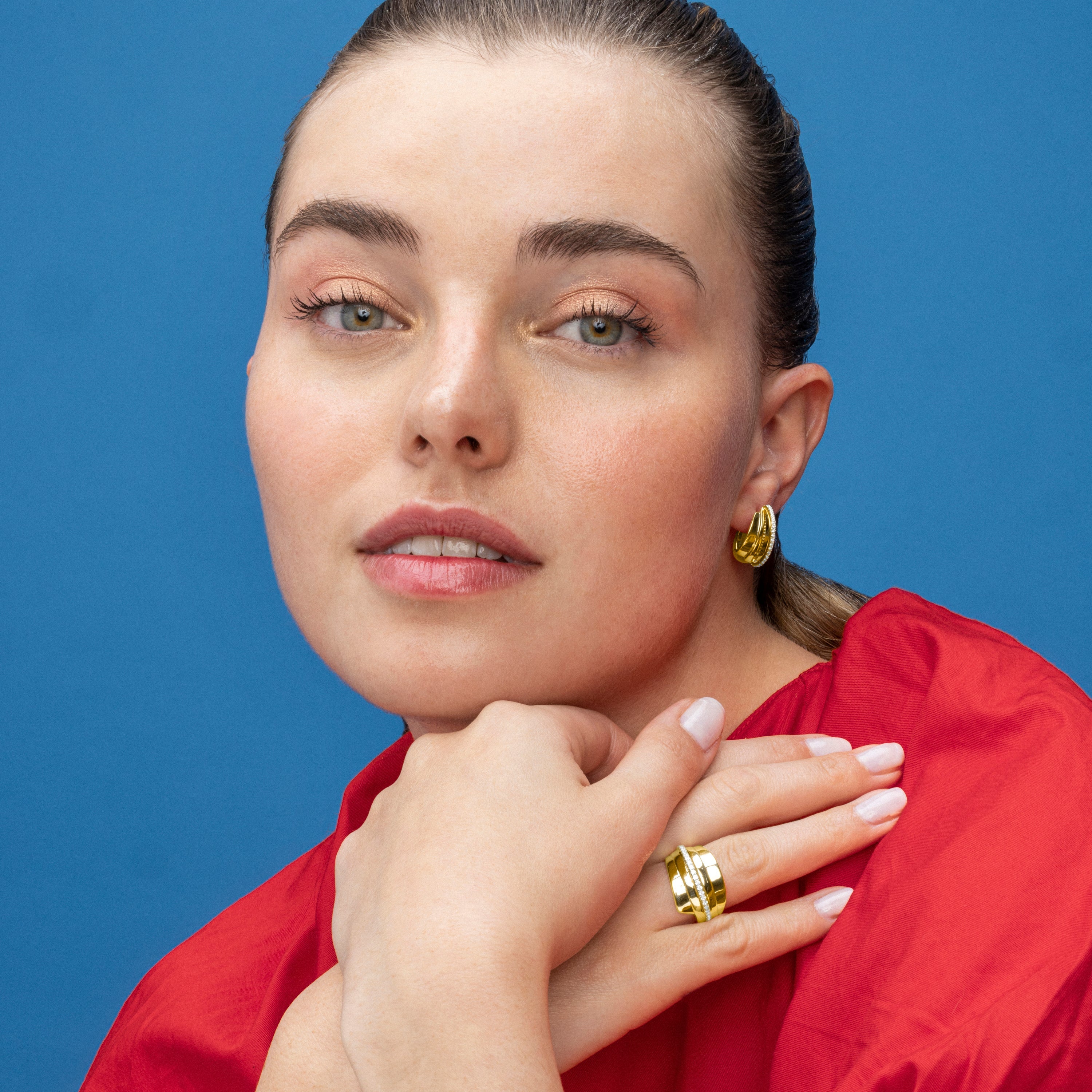 925 Sterling Silver Earrings with Brilliant Zirconia finished in 18k gold - Makho