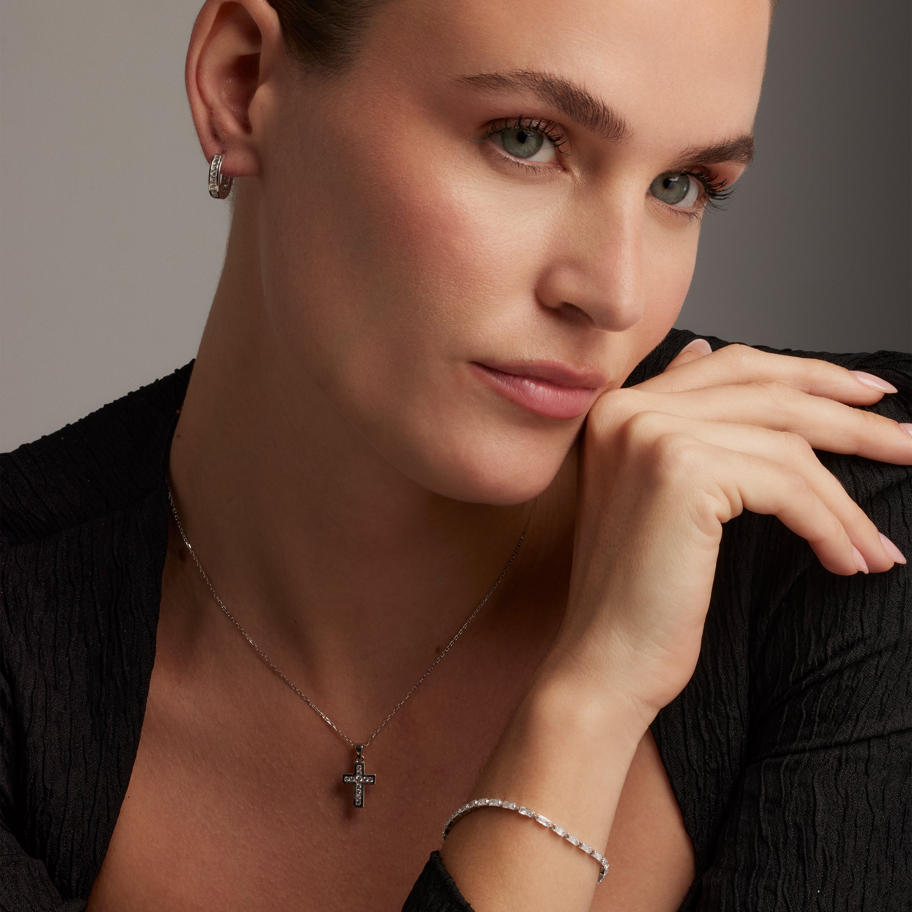 925 Sterling Silver Earrings with Brilliant Zirconia finished in Rhodium - Sebras