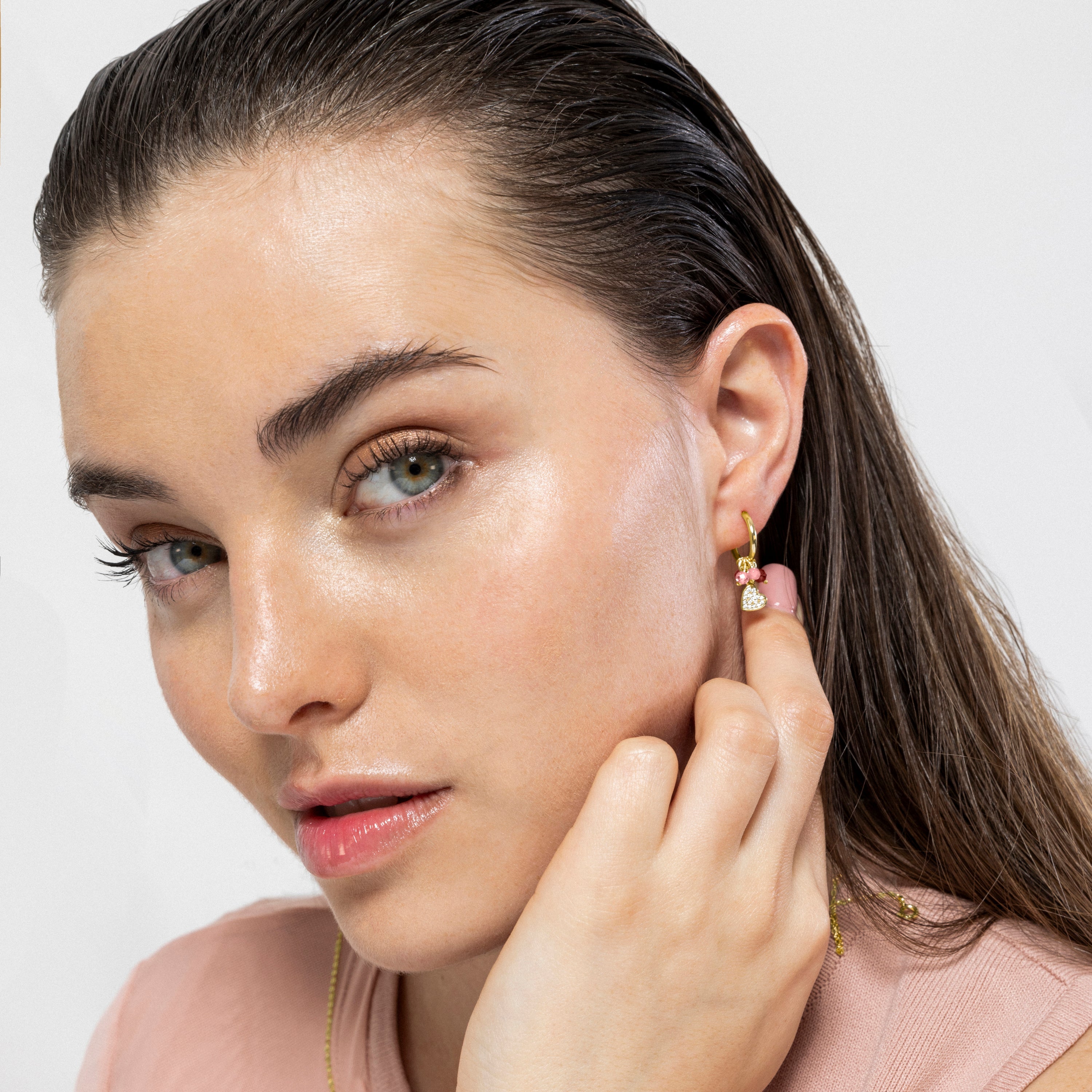 Orecchini in Argento Sterling 925 e Cristallo Rosa finiti in oro giallo 18K - Cuore