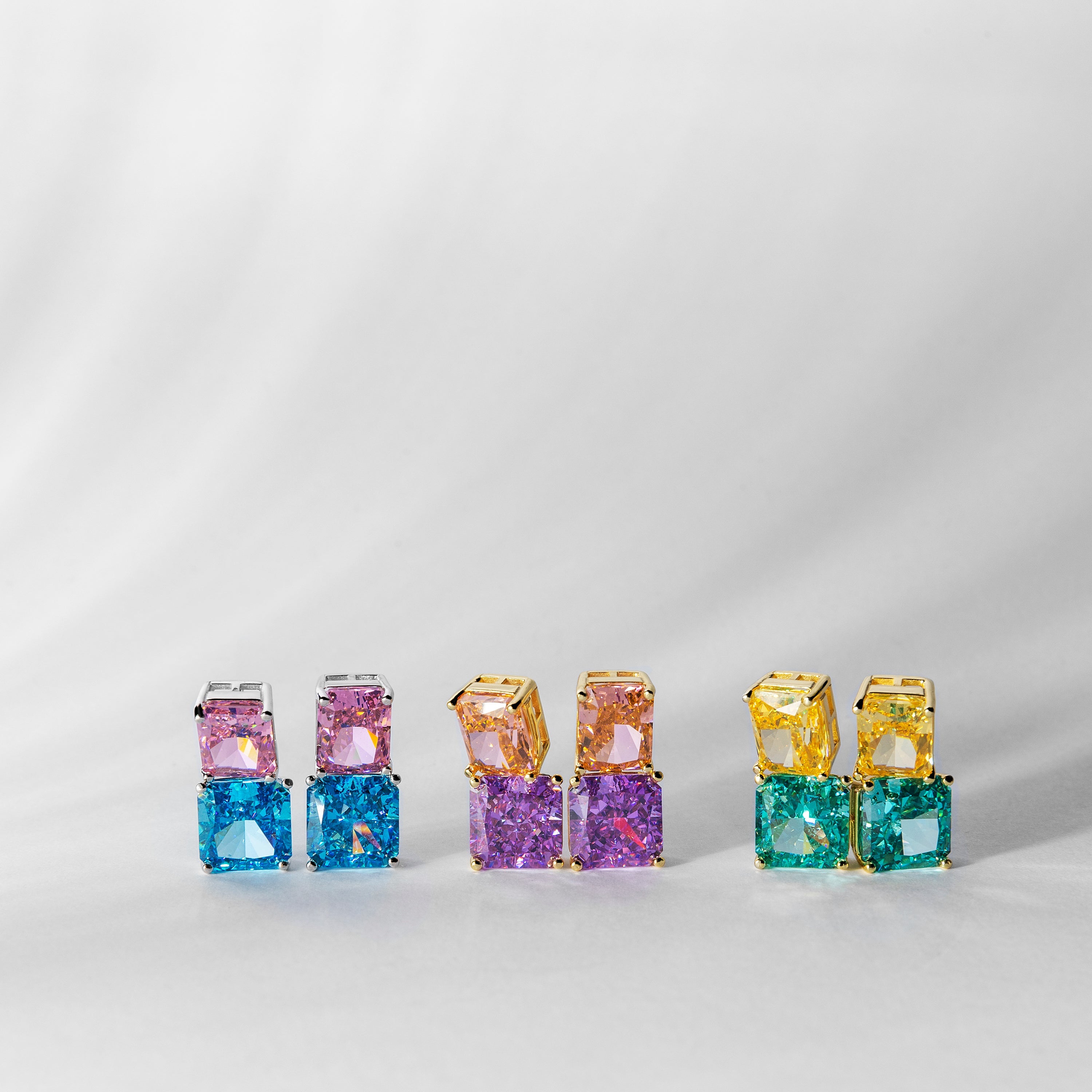 Pendientes de Plata de Ley 925 y Circonita Amatista acabado oro 18k - Rokhay