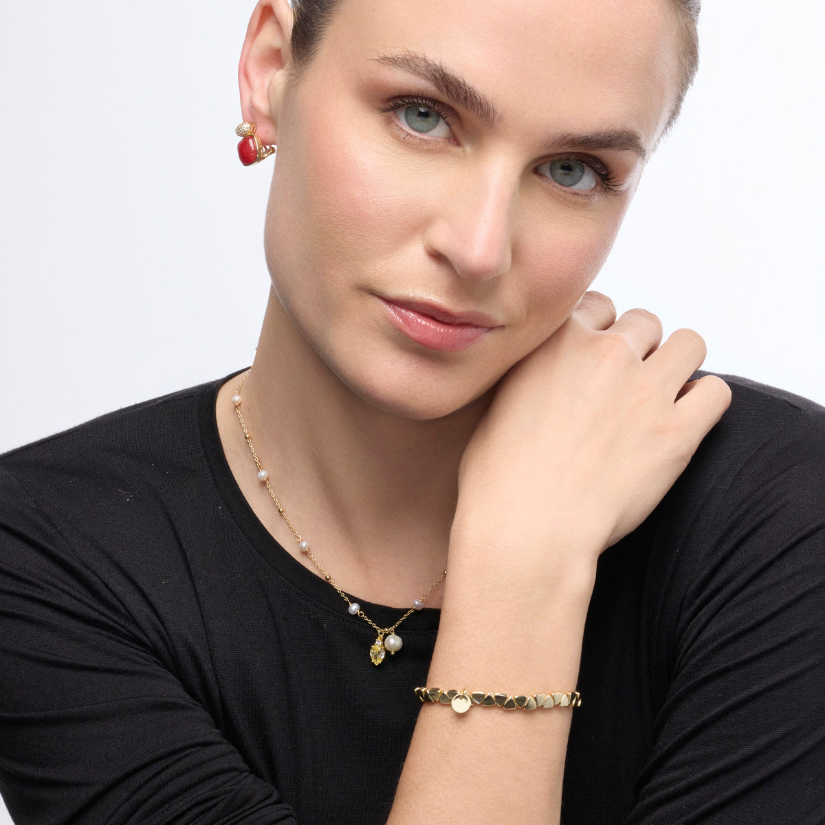 Orecchini in Argento Sterling 925 e Corallo con finitura in oro giallo 18k - Thahi