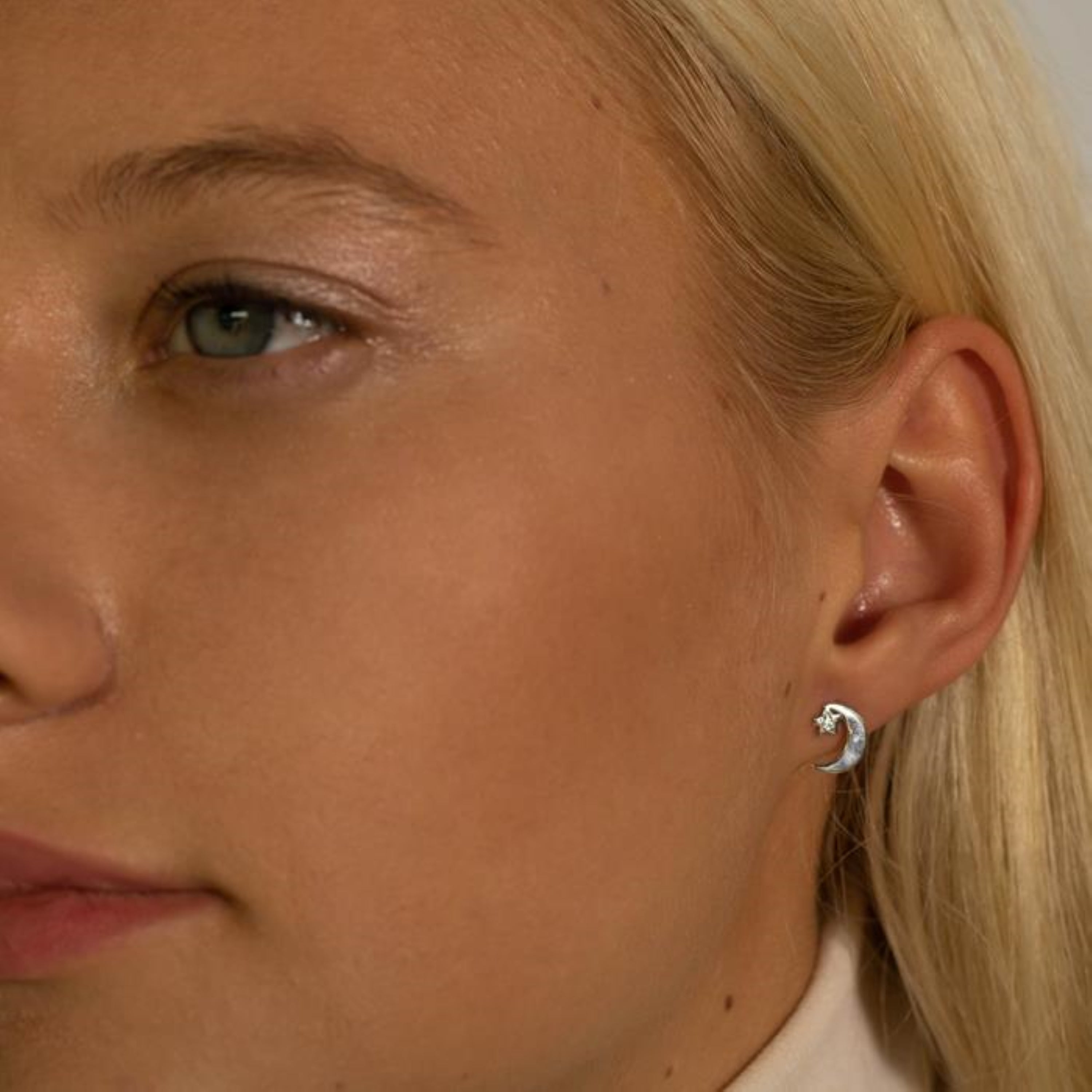 925er Silberohrringe mit Rhodium-Finish - Essential