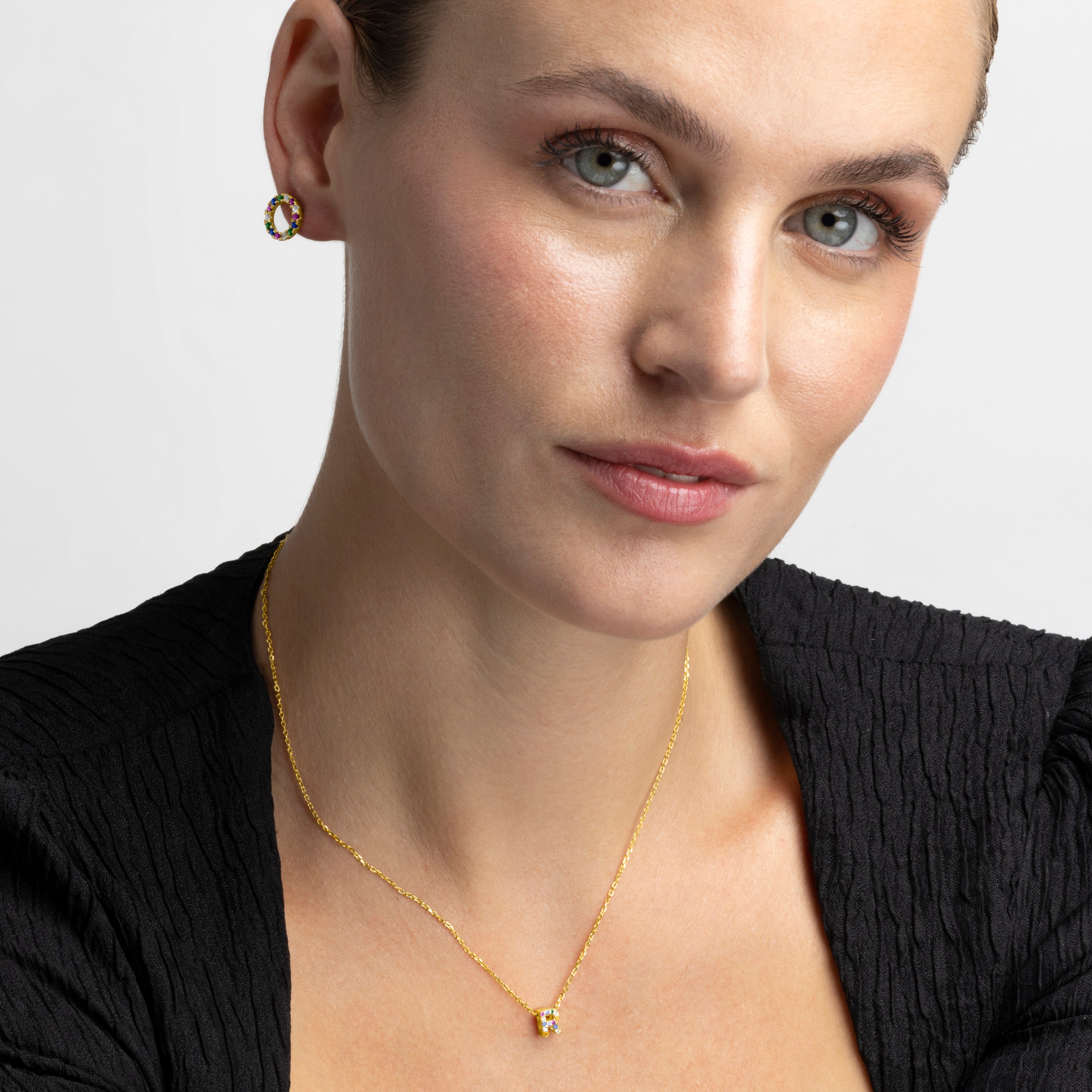 Collar de Plata de Ley 925 con Circonita Multicolor acabado en oro amarillo 18K - Alphabet