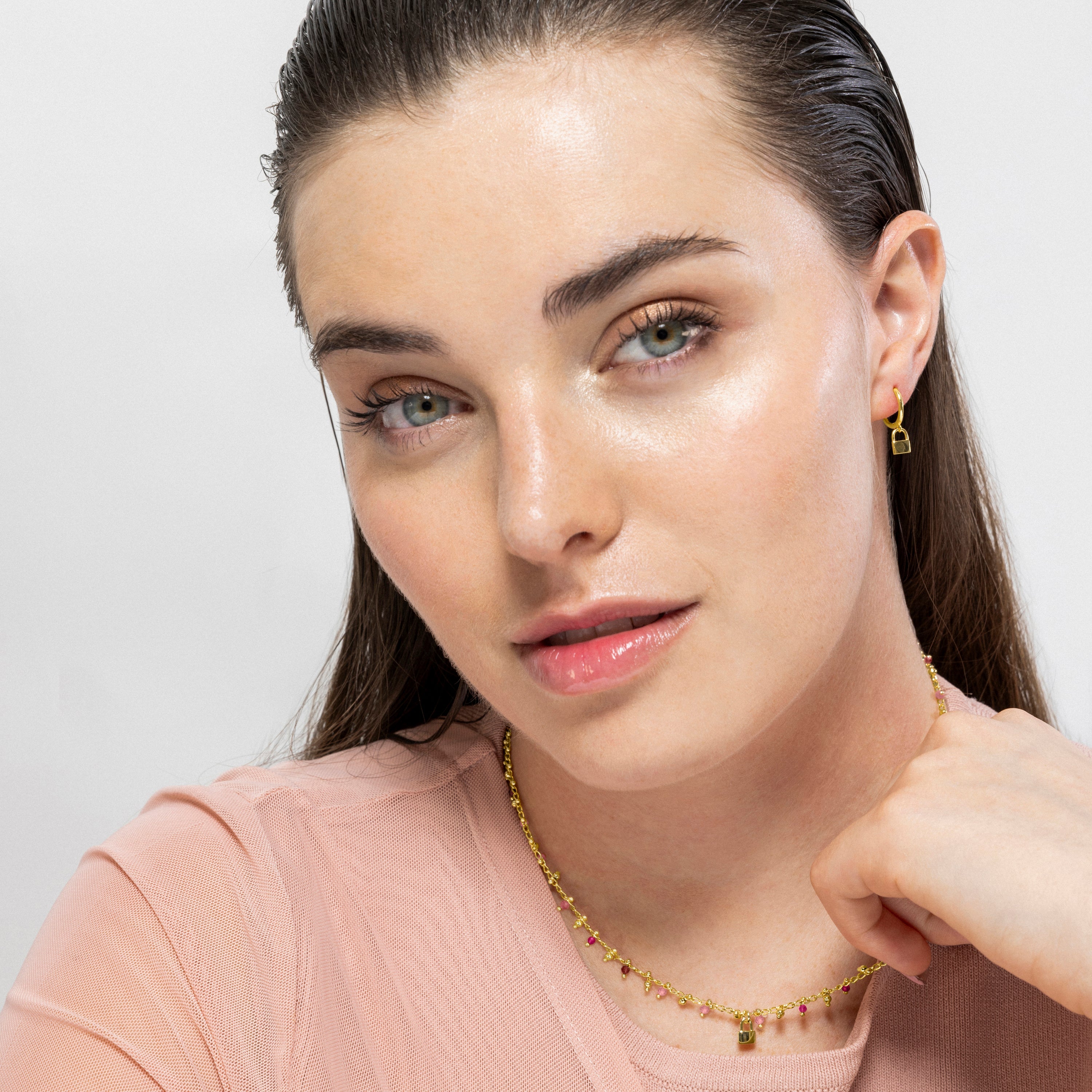 Collar de Plata de Ley 925 y Cristal Rosa acabado en oro amarillo de 18k - Candado