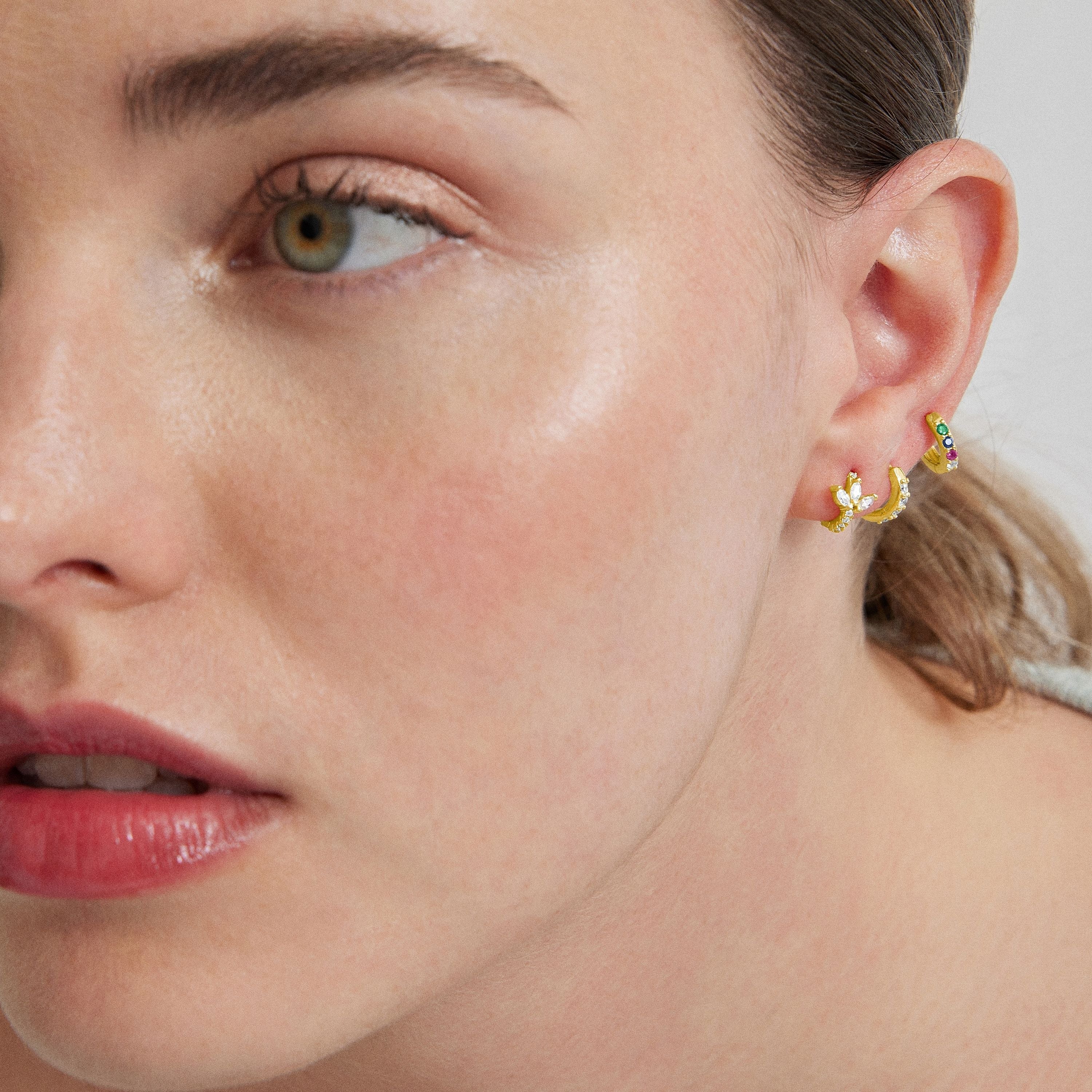 Echtsilber 925 Piercing mit glänzendem Zirkon, vergoldet mit 18K Gelbgold - Ansung