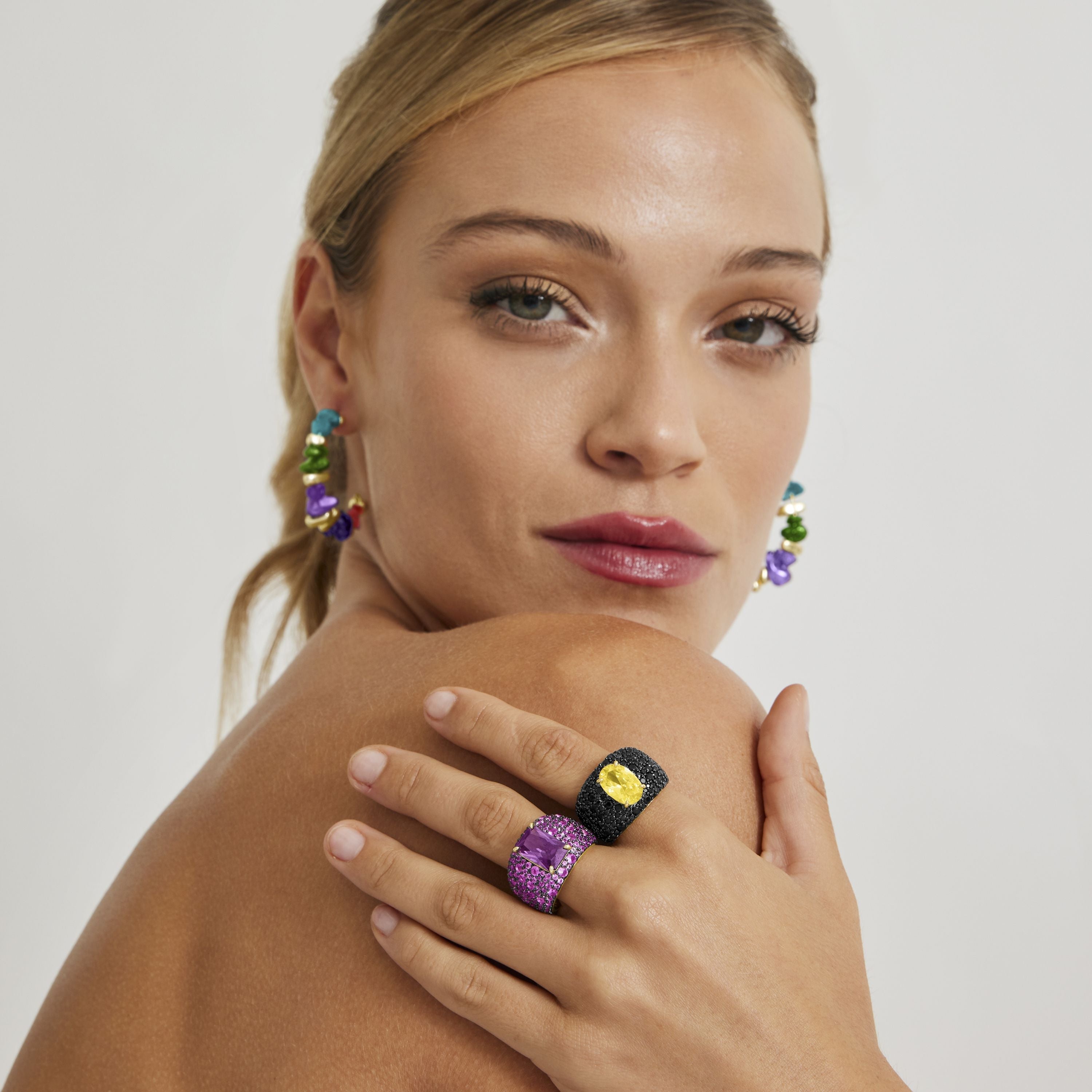 Anello in Argento Sterling 925 con Zirconia Multicolore finitura in oro giallo 18K - Korwise