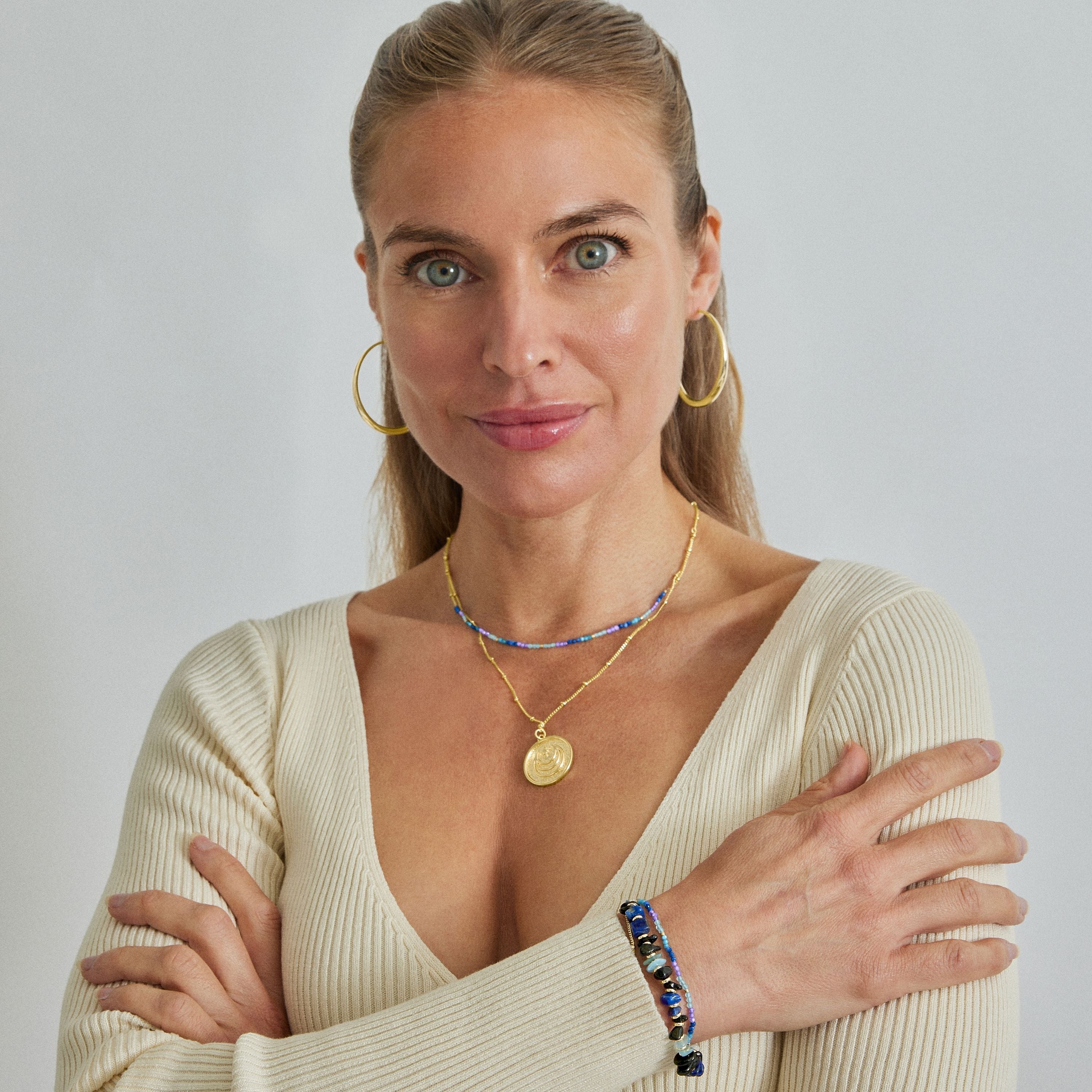 Dunkelblaue Kristallarmband mit 18K Gelbgold-Finish - Aiel