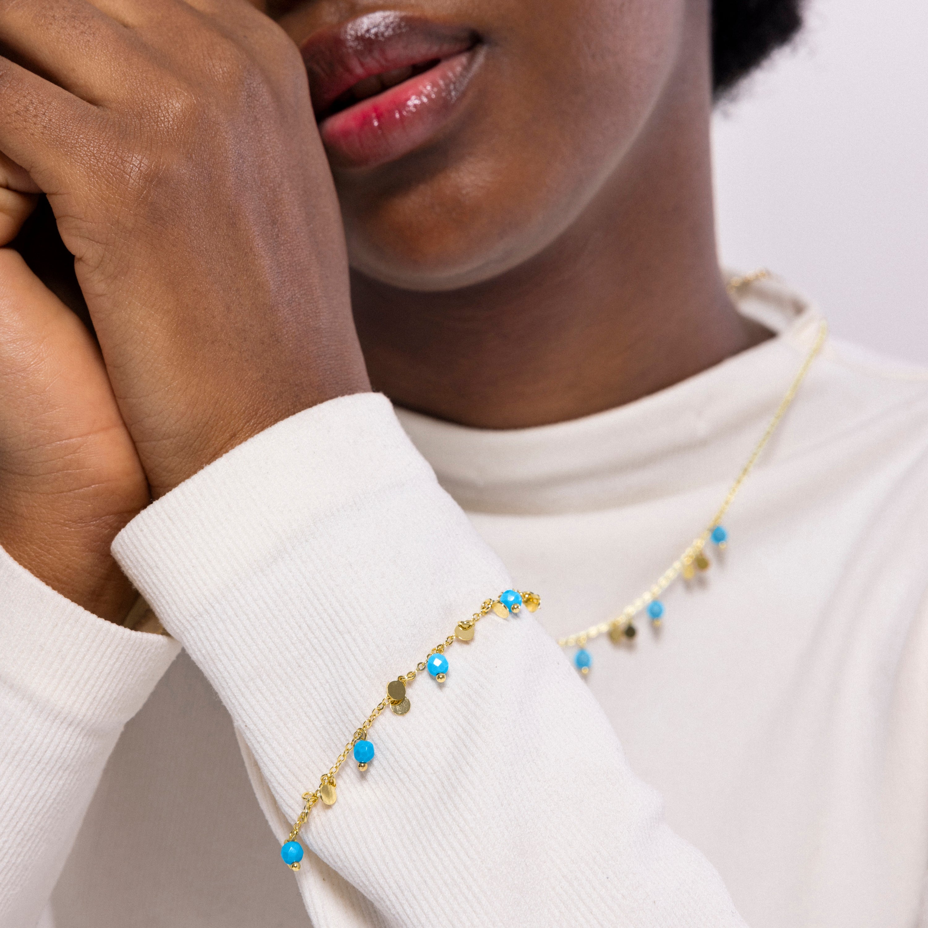 Pulsera de Turquesa acabada en oro amarillo 18K - Fawya