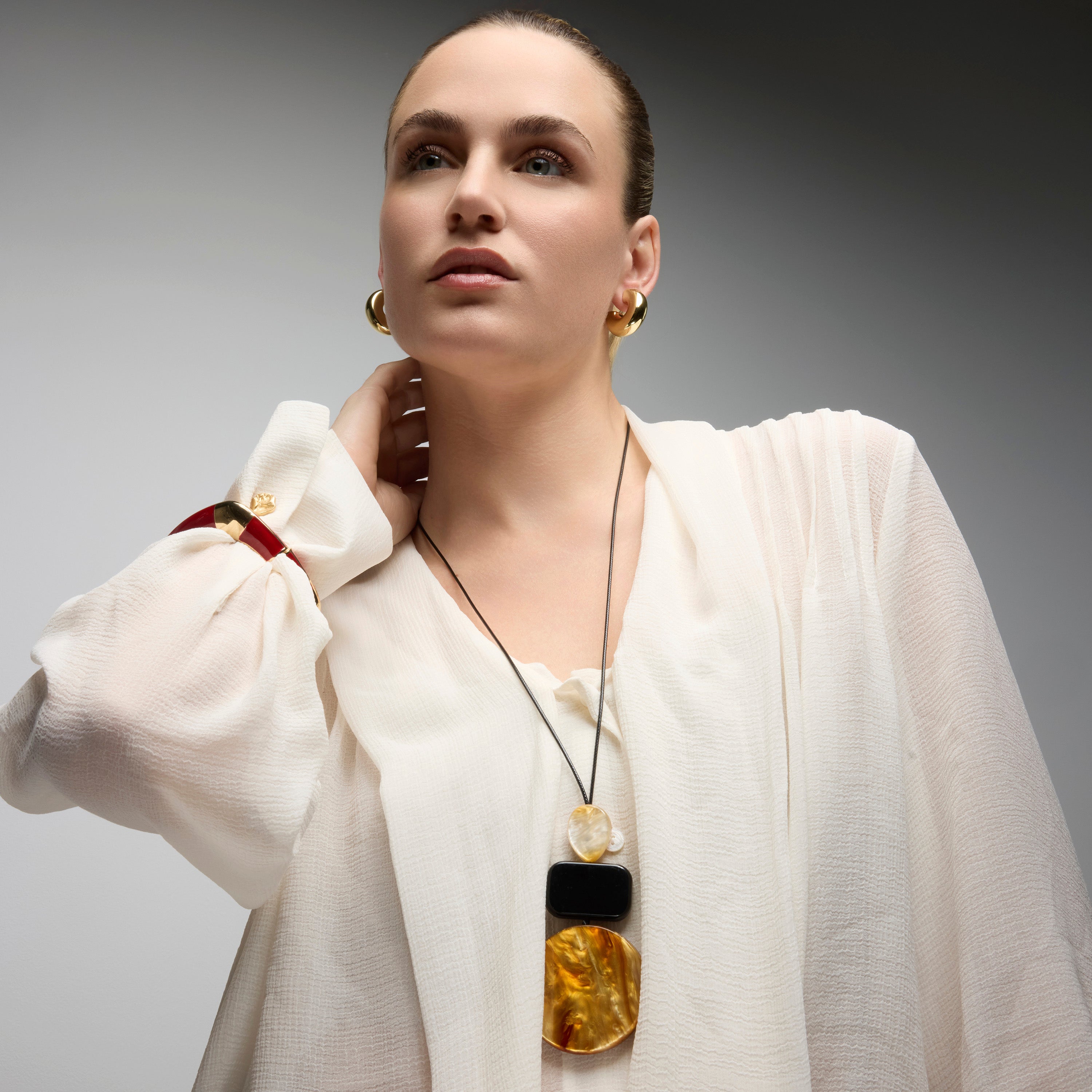 Bracelet en or jaune 18k et laque rouge - Souda