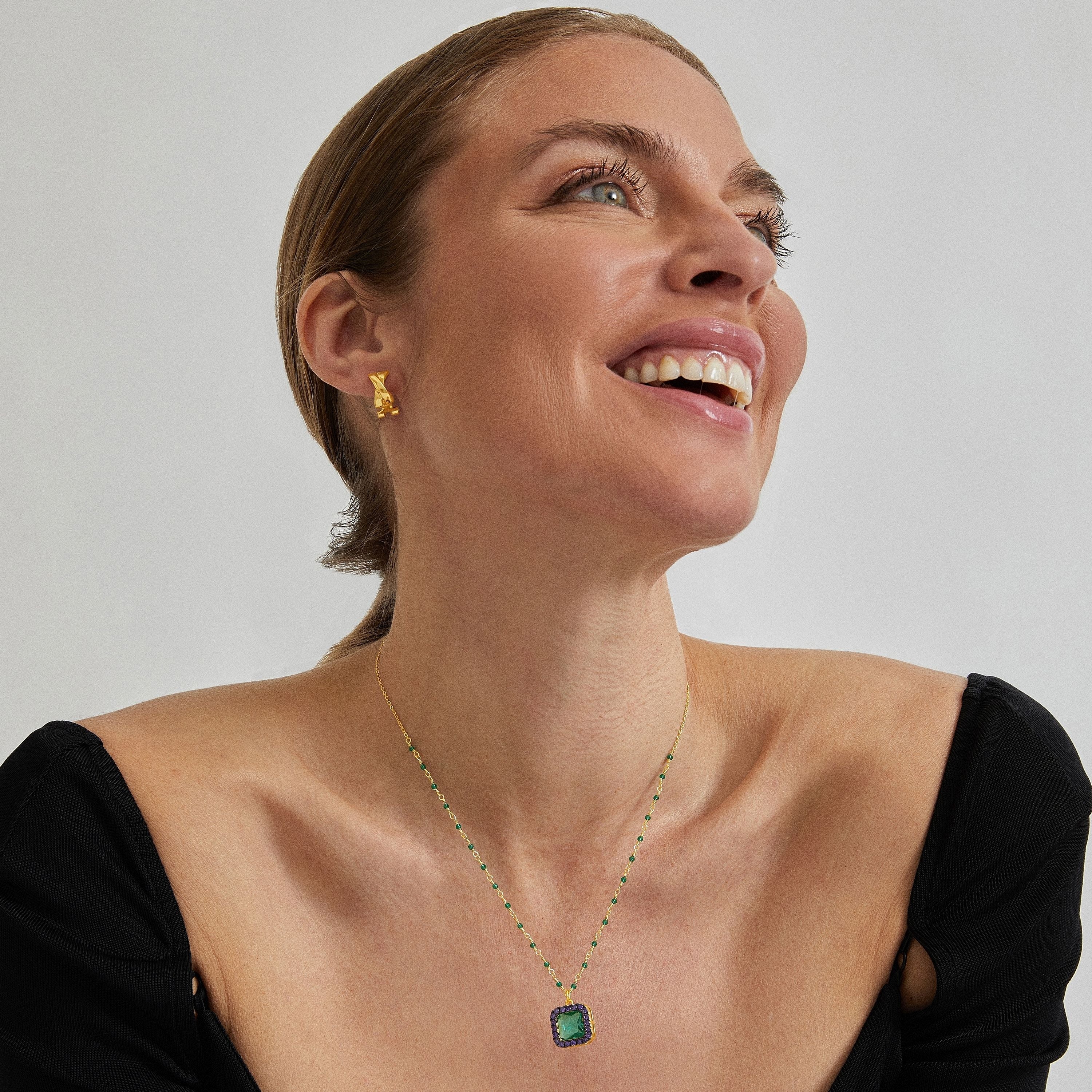 Pendientes acabados en oro amarillo 18K - Reina
