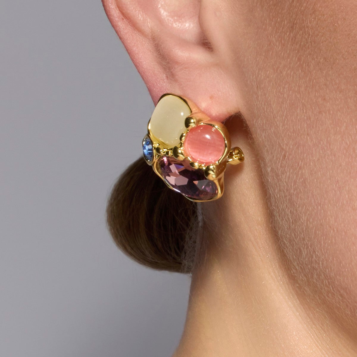 Pendientes acabado oro amarillo de 18k y Cristal Morado - Nedla