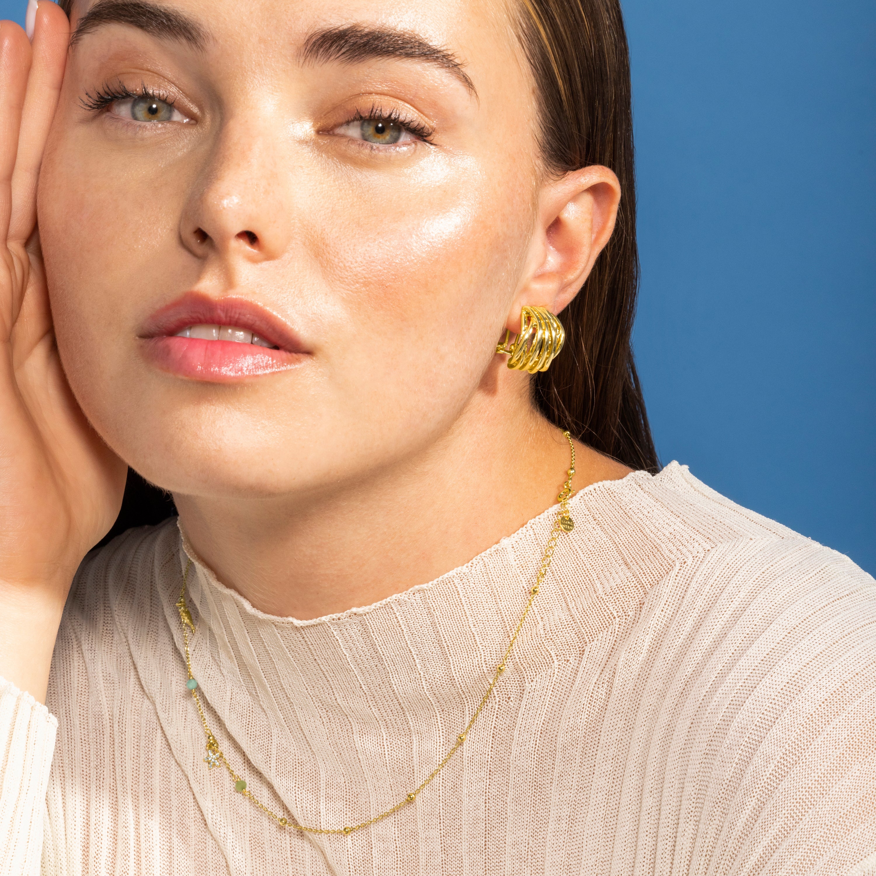 Pendientes acabados en oro amarillo 18K - Goga