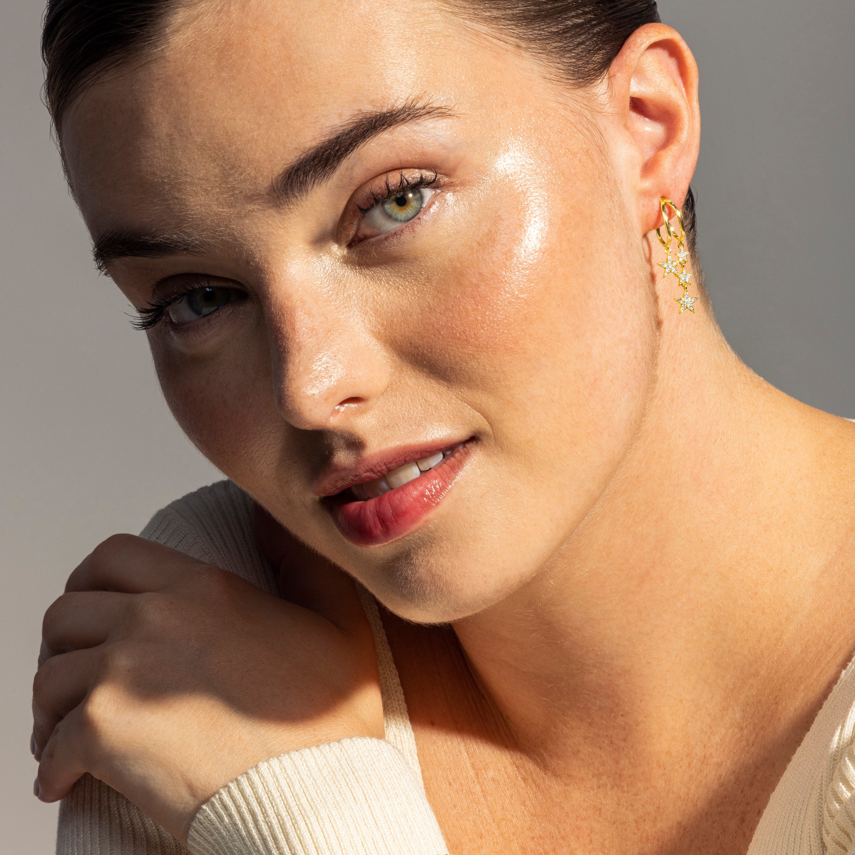 Pendientes acabados en oro amarillo 18K - Herea