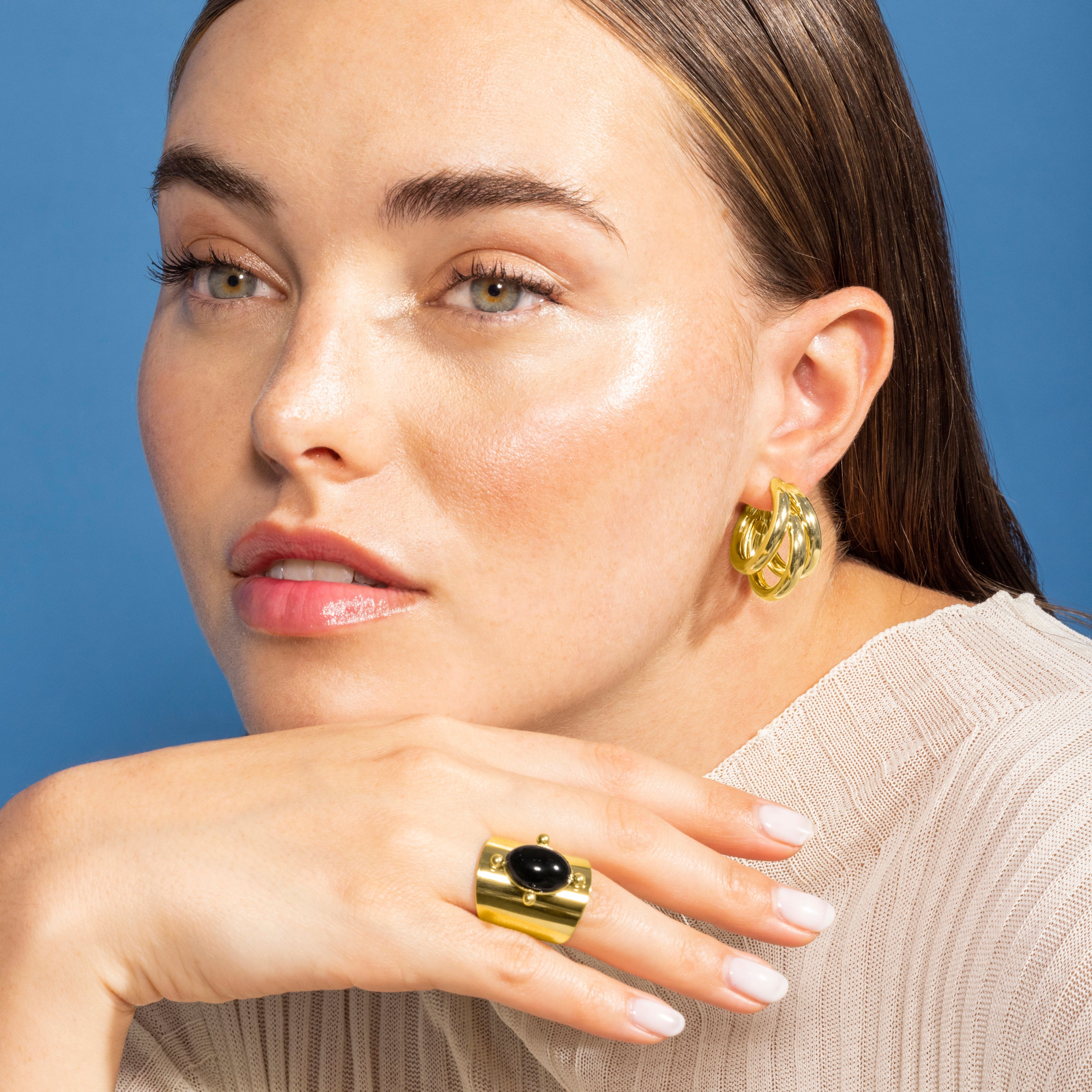 Bague en onyx finie en or jaune 18K - Rhumo