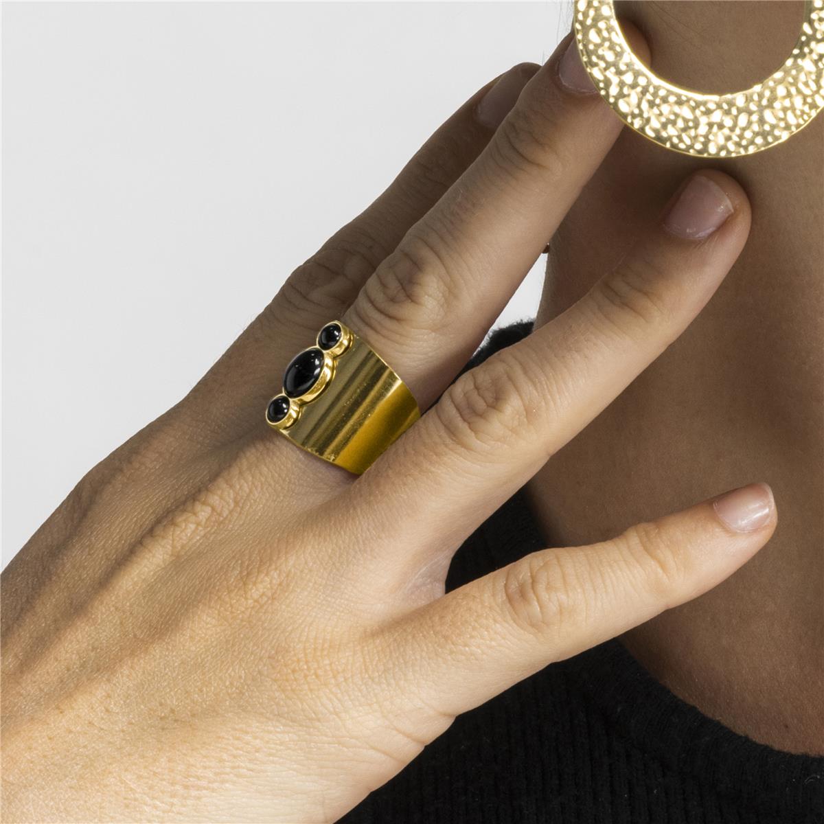Ring met Onyx, 18k goudafwerking - Lessa