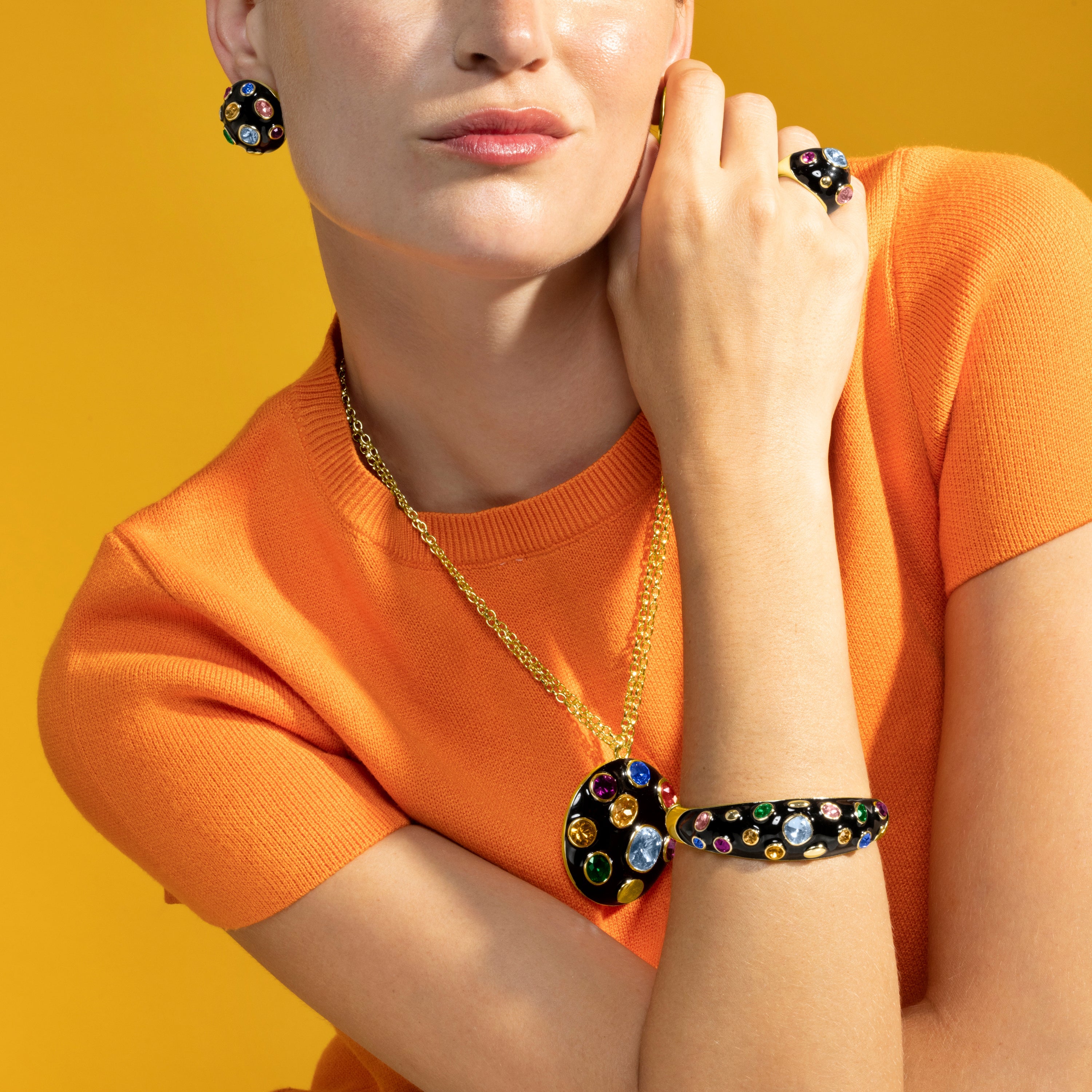 Collier avec laque noire finition or 18k - Yever