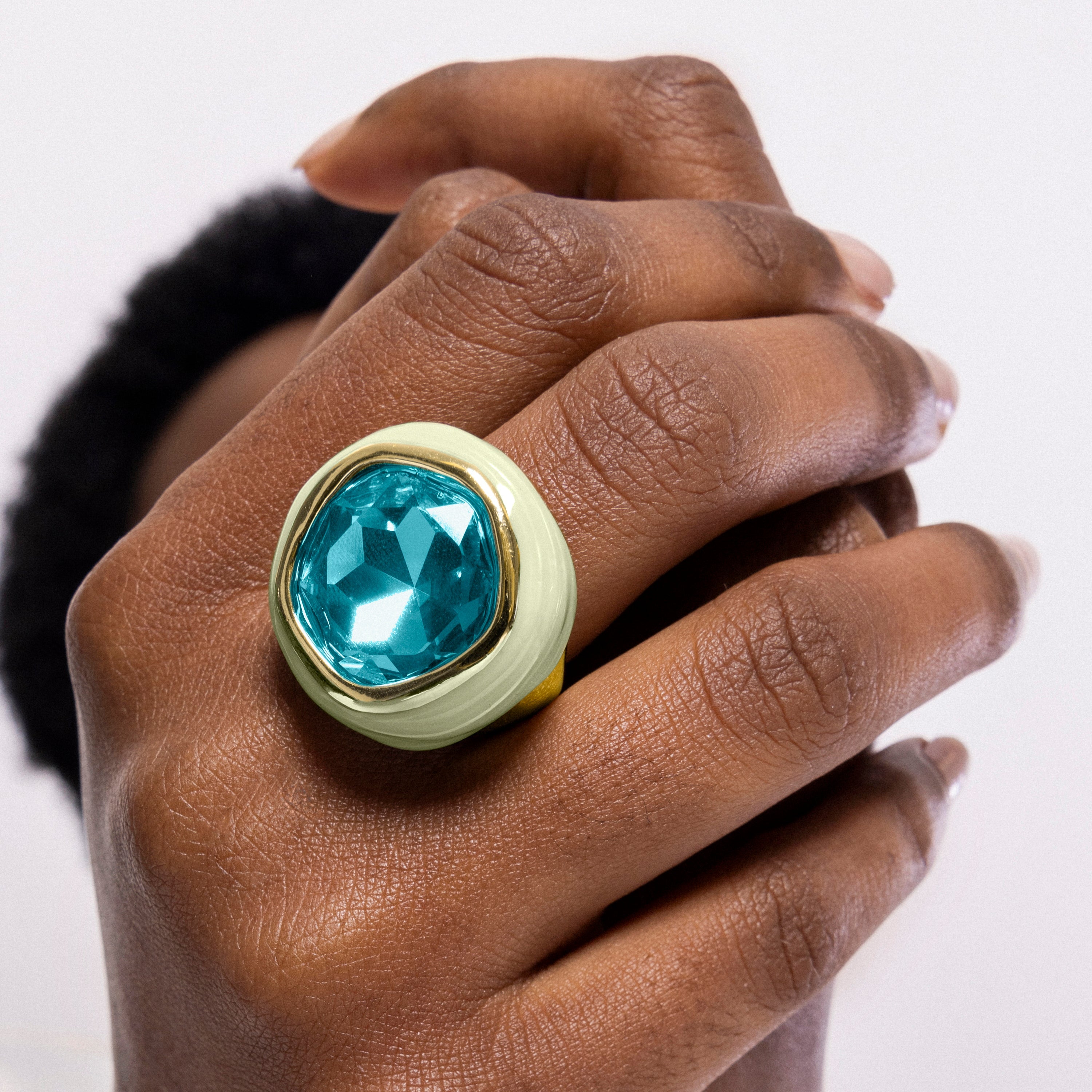 Bague en Cristal Vert finie en or jaune 18K - Mantis