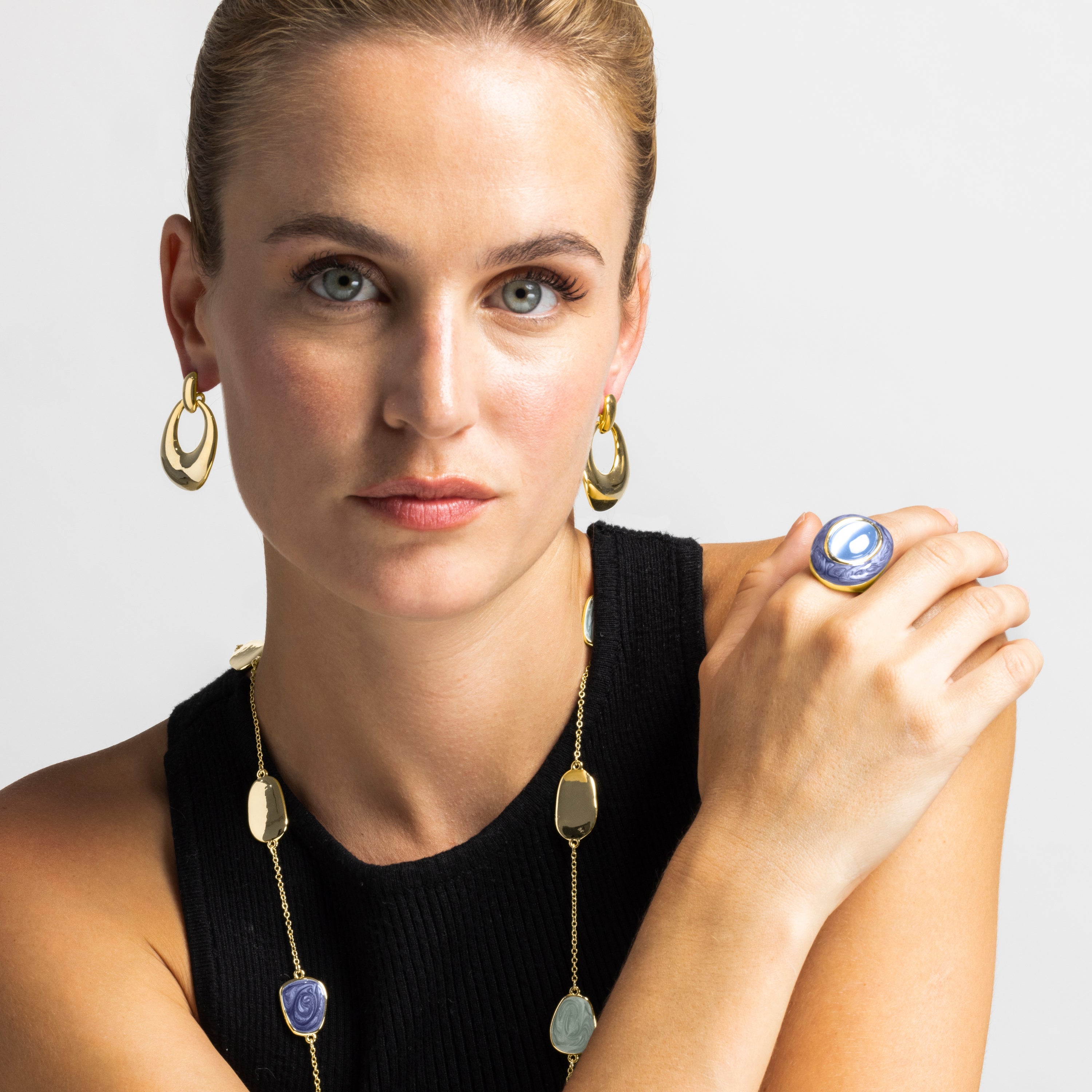 Anillo con Ojo de Gato Azul acabado oro 18k - Gori