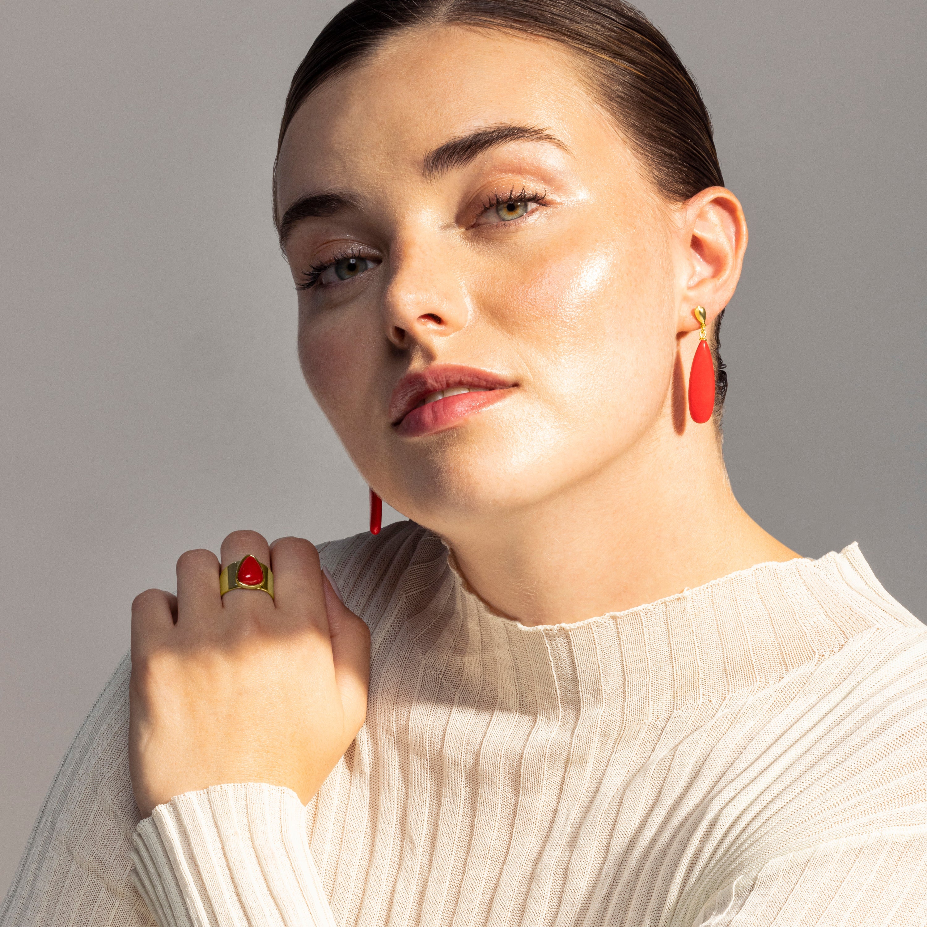 Bague en corail finie en or jaune 18K - Sheak