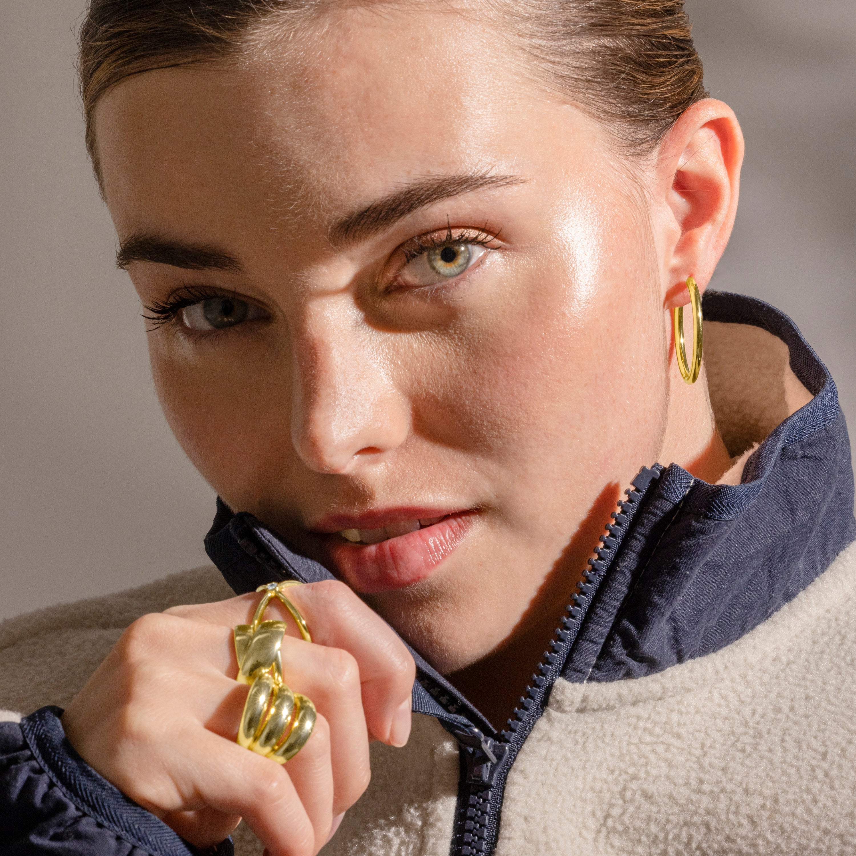 Ring afgewerkt in 18K goud - Umlasu