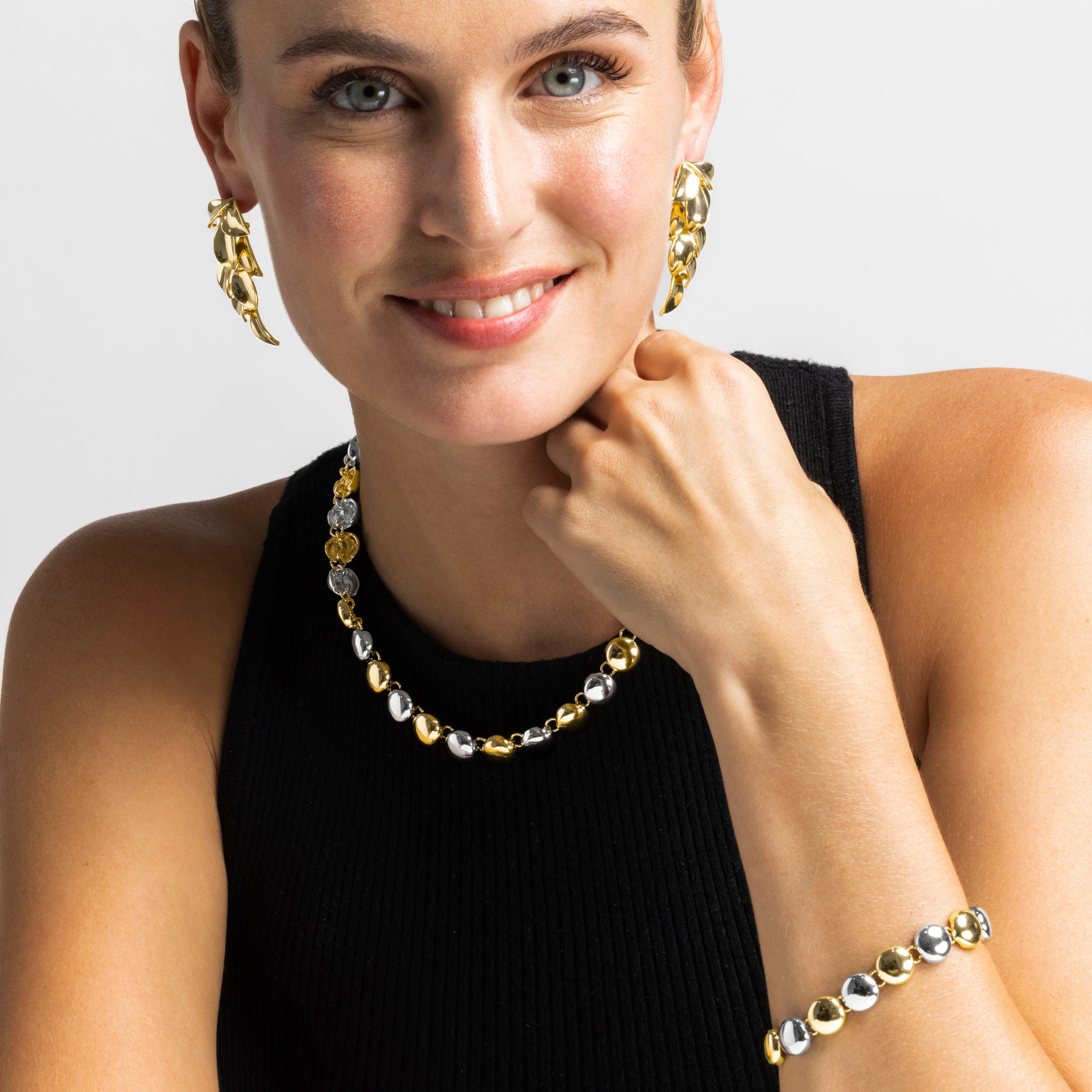 Pulsera acabado oro 18k - Vorgia