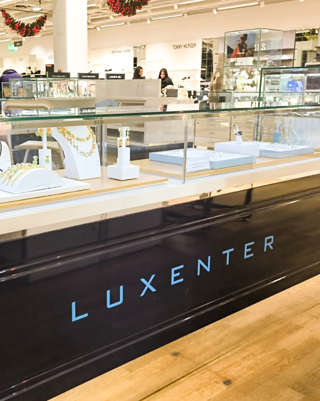 Luxenter amplía su presencia internacional con nuevos espacios en Galeries Lafayette