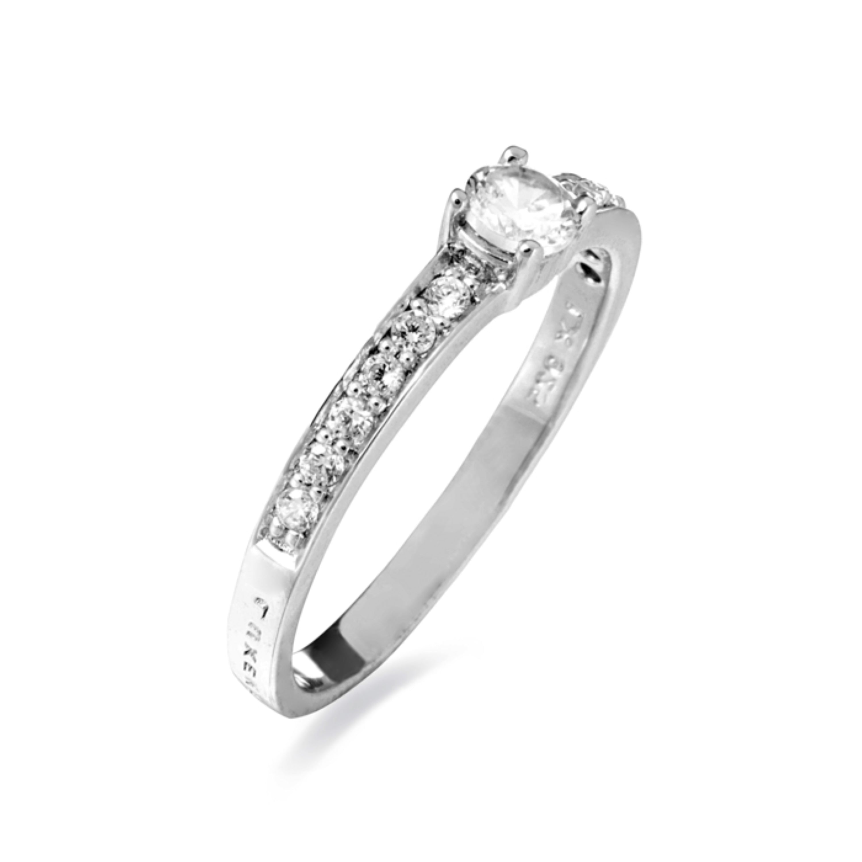 Anillo de Plata de Ley 925 con Circonita Brillante acabado en rodio - Nzuri