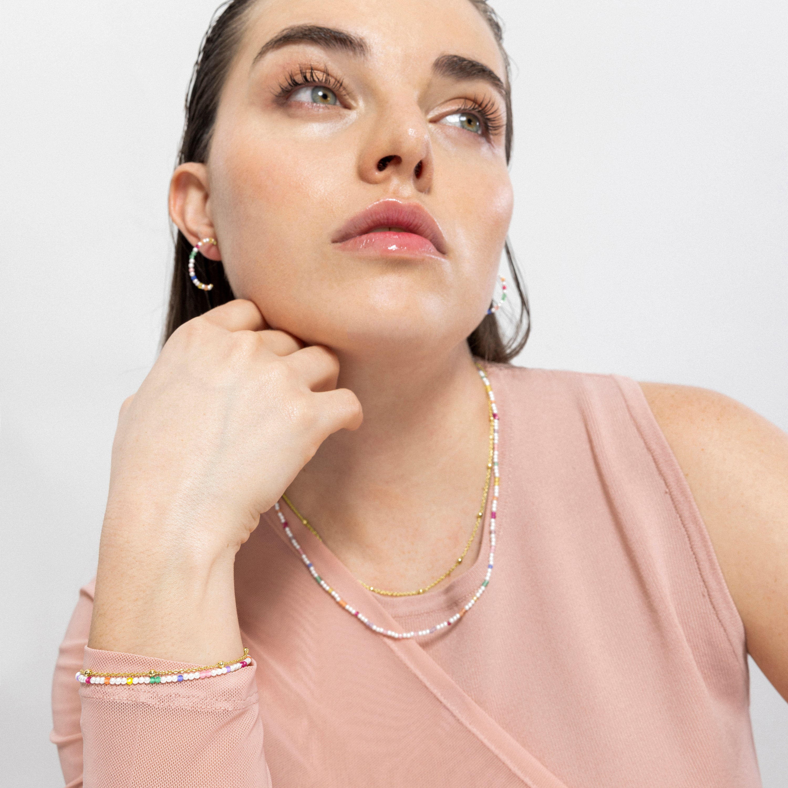 Pulsera de Plata de Ley 925 y Perla Blanca acabada en oro amarillo de 18k - Deriz