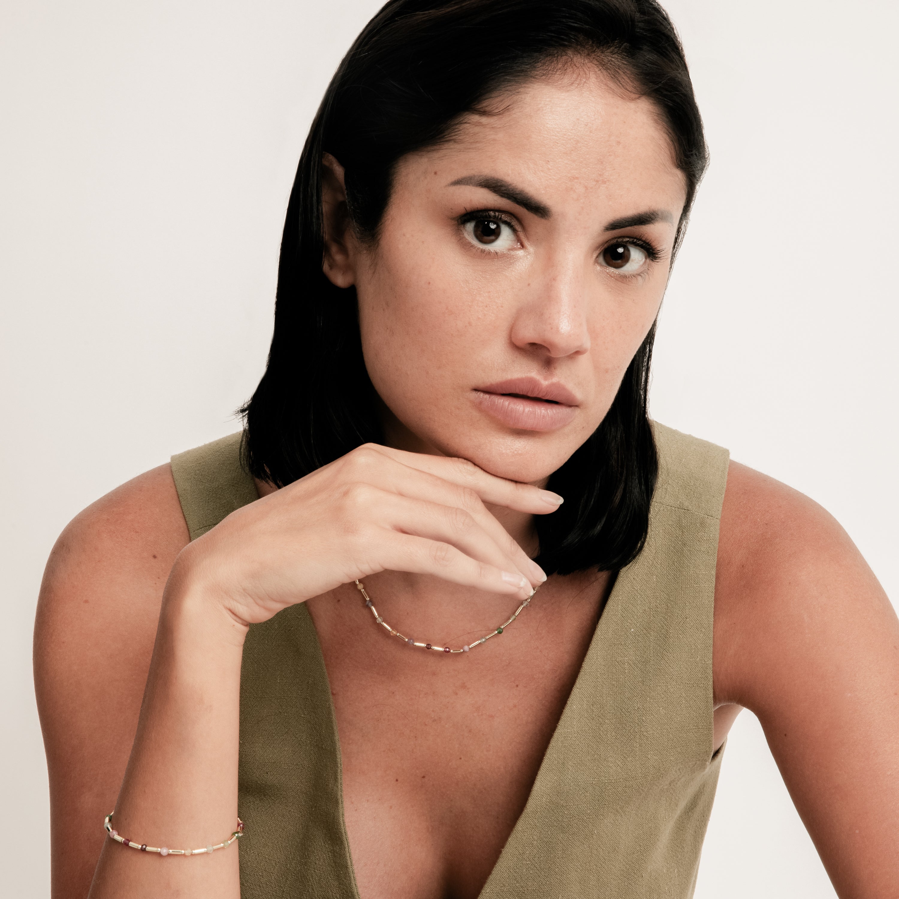 Pulsera de Plata de Ley 925 y Turmalina Multicolor acabado en oro amarillo 18k - Otssy