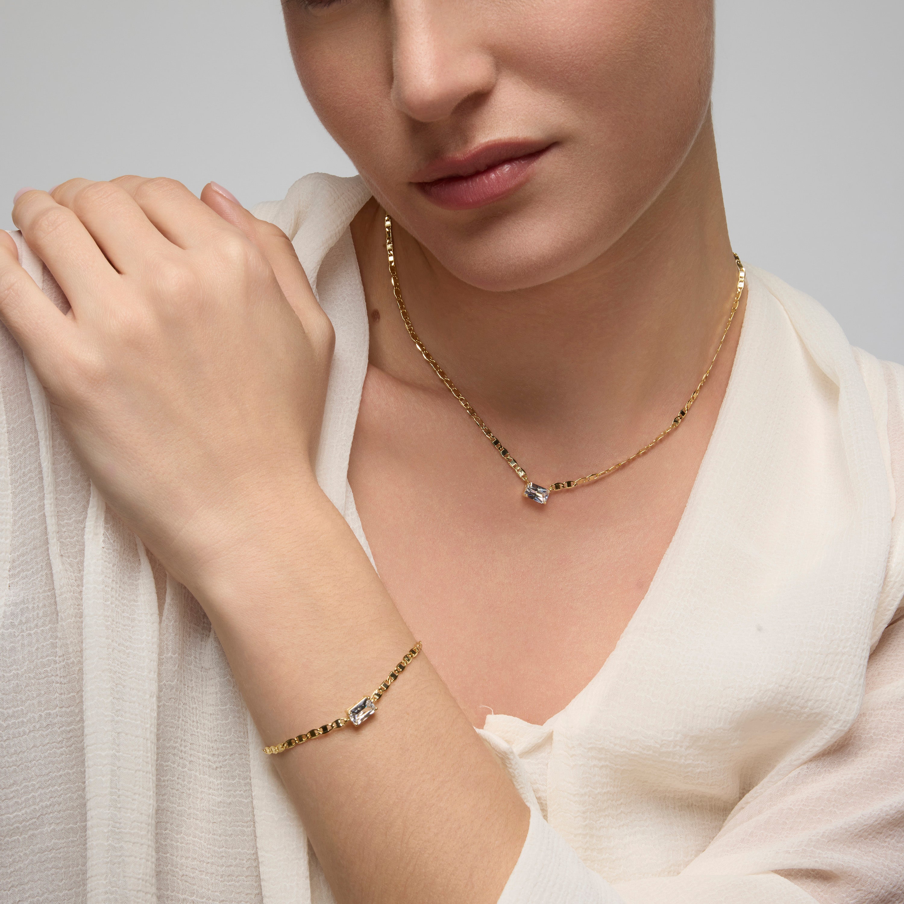 Pulsera de Plata de Ley 925 y Circonita Brillante acabado oro amarillo de 18k - Dusan