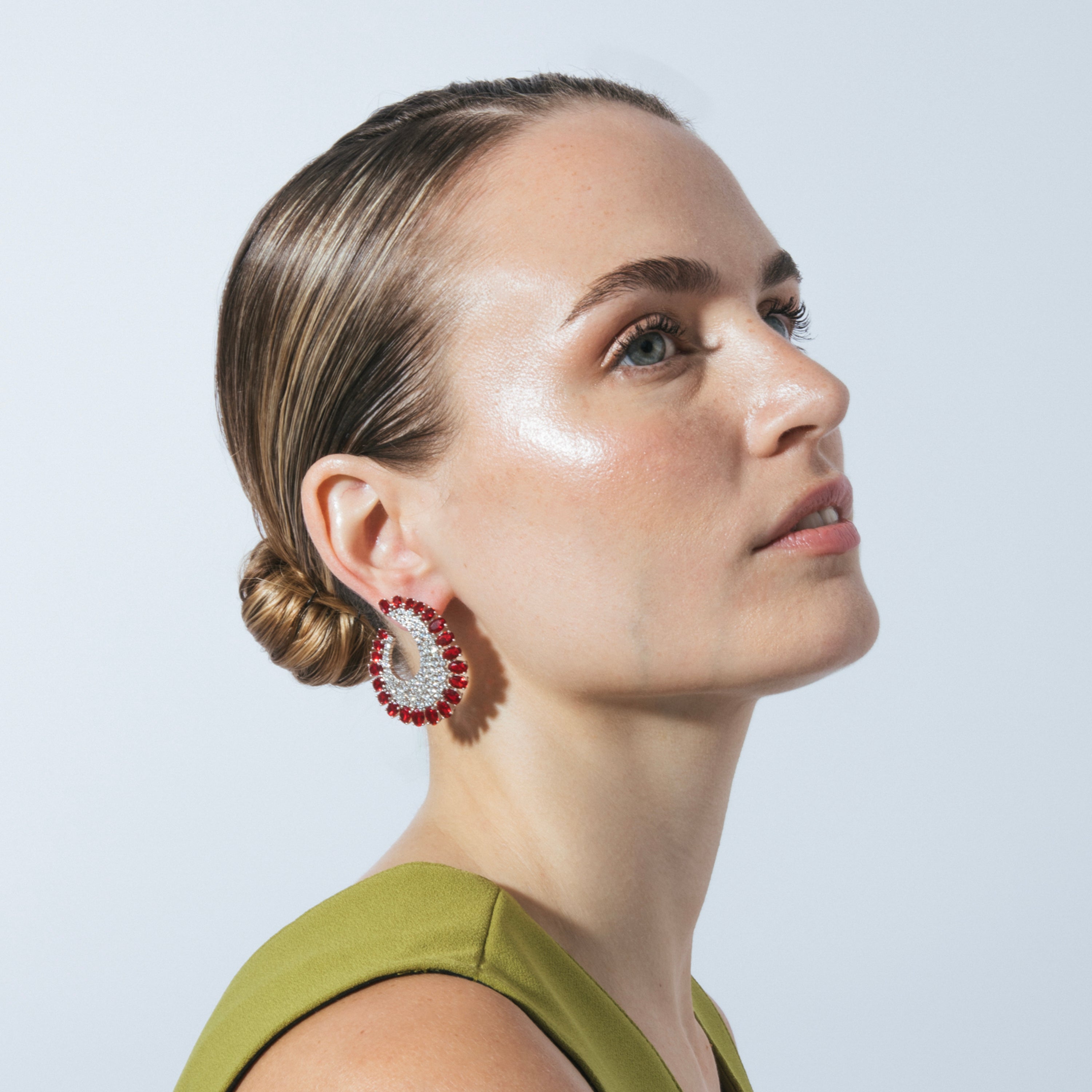 Pendientes de Plata de Ley 925 y Circonita Rubí acabado en rodio - Milkis