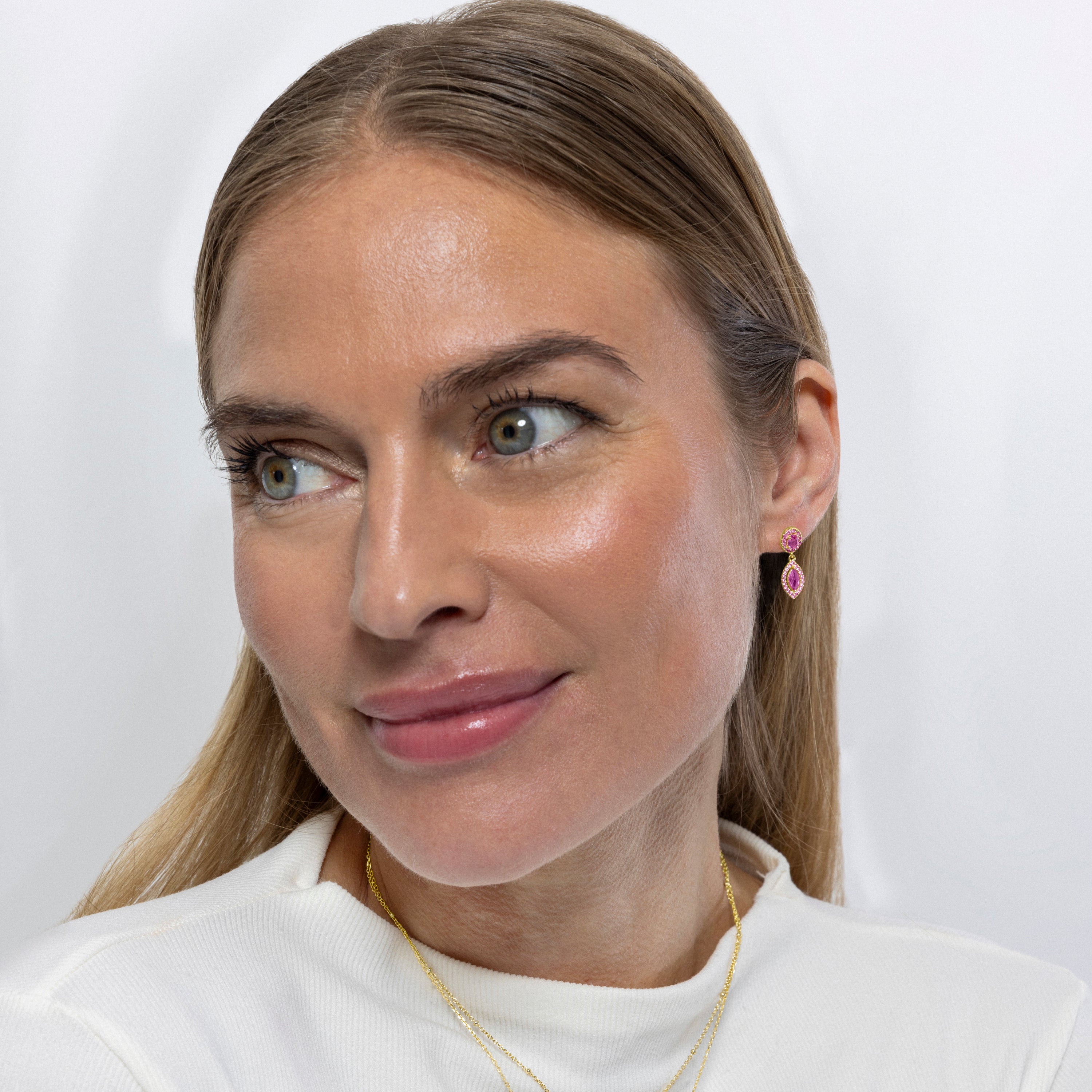 Pendientes de Plata de Ley 925 y Circonita Rosa acabados en oro amarillo de 18k - Ontary