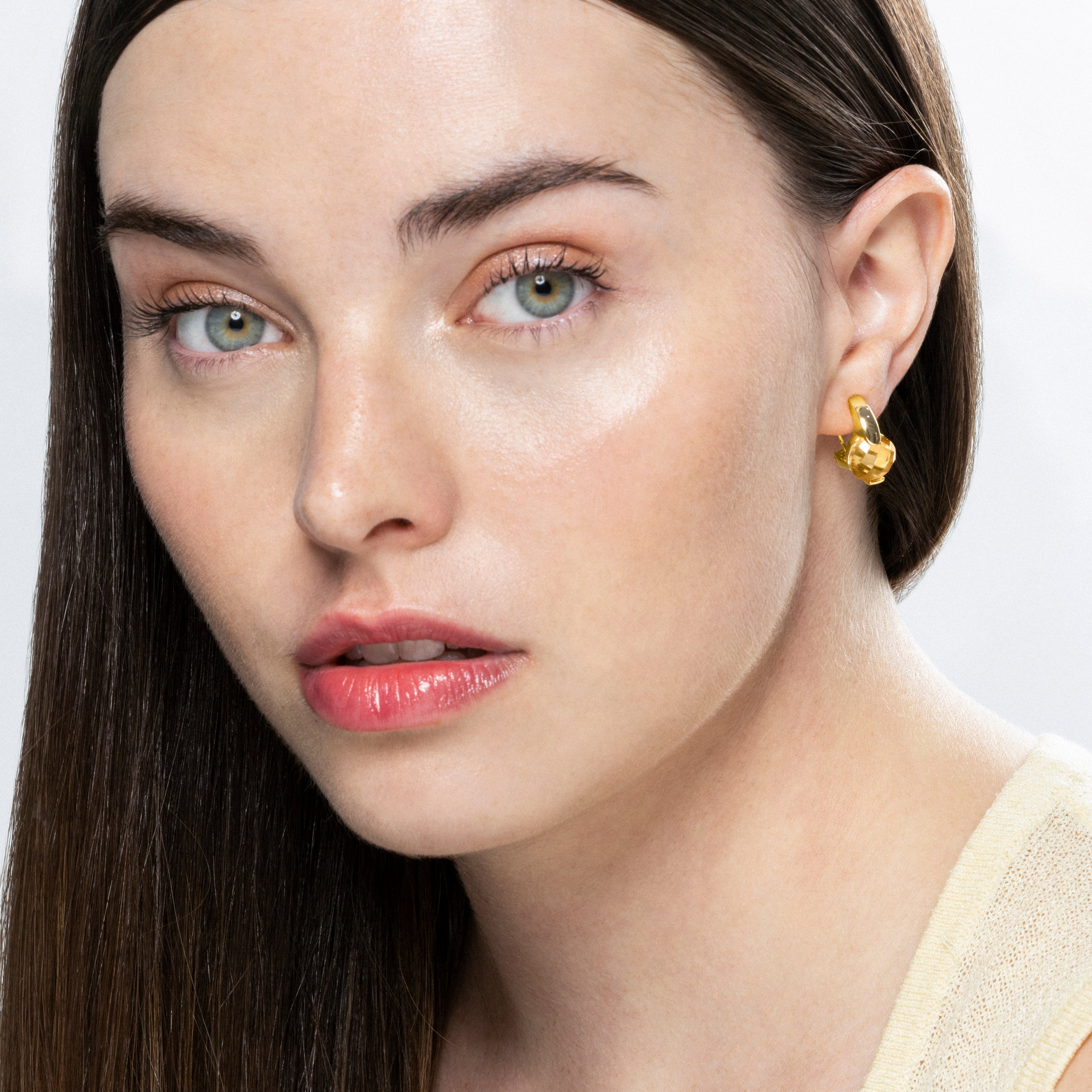 Pendientes de Plata de Ley 925 y Circonita Champagne acabados en oro amarillo de 18k - Laram