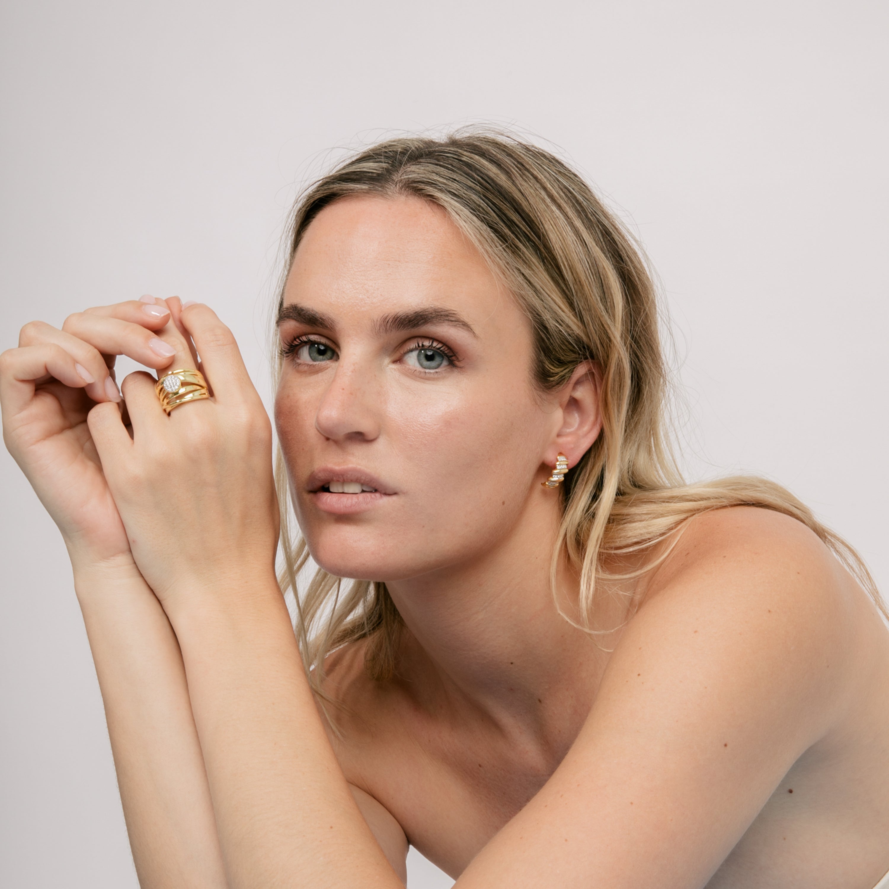 Pendientes de Plata de Ley 925 y Circonita Brillante acabado en oro amarillo 18k - Ally