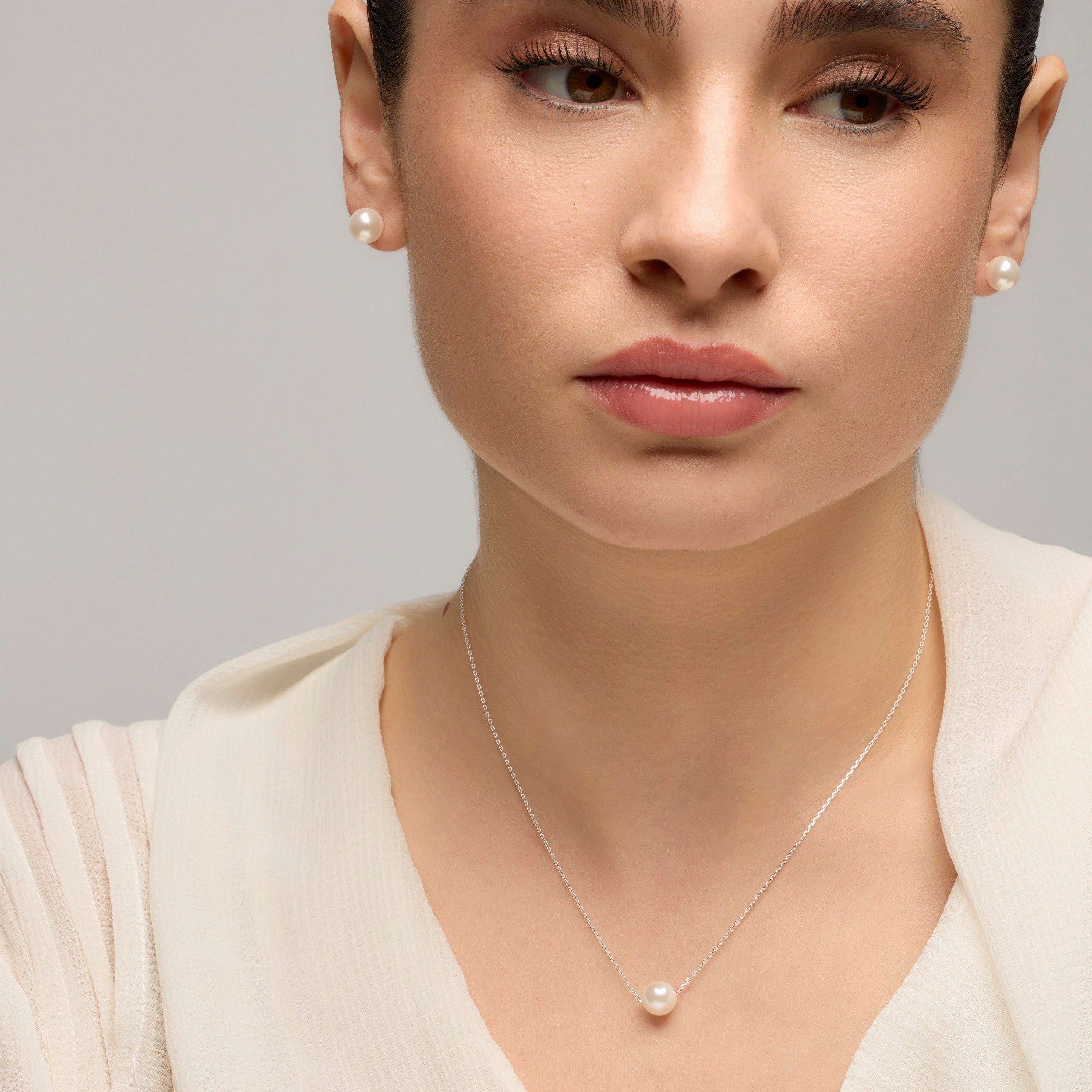 有款哥窑鹿耳瓶 925纯银镀铑白珍珠耳环- Essential – Luxenter B2B