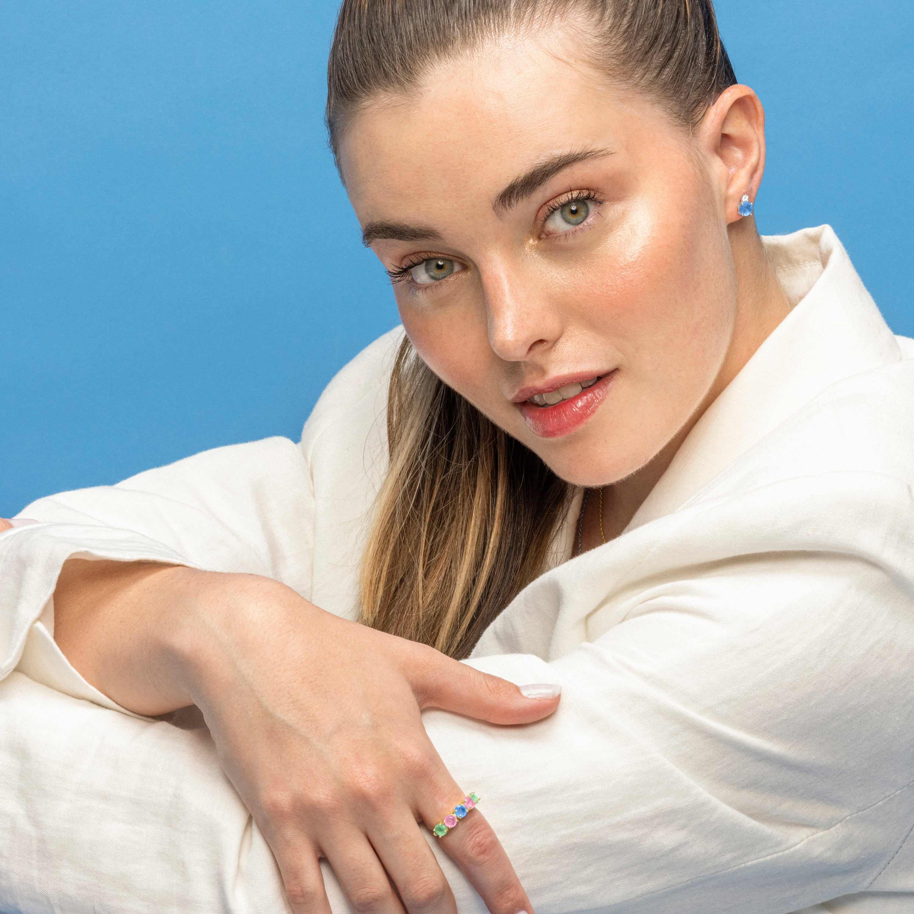 Pendientes de Plata de Ley 925 y Cuarzo Hidrotermal Azul Claro acabado en rodio - Akma